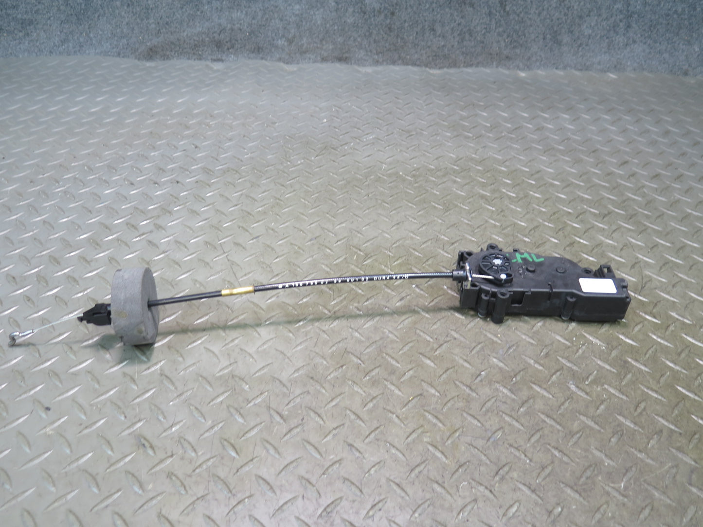 2012-2015 Mercedes X166 W166 Ml-class Rear Trunk Tailgate Lock Latch Actuator