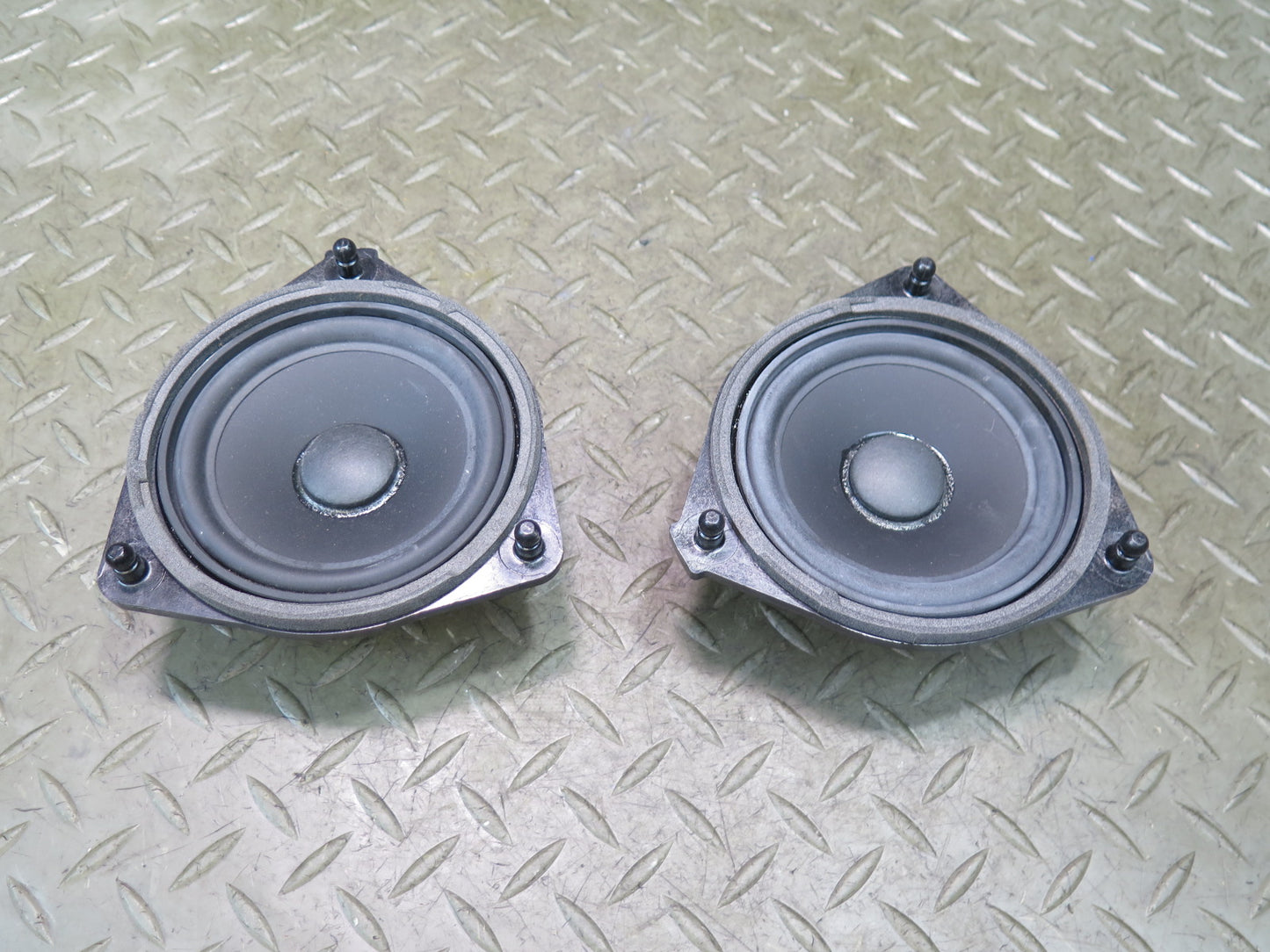 2012-2015 Mercedes X166 W166 Ml-class Front or Rear Audio Speaker Set of 2