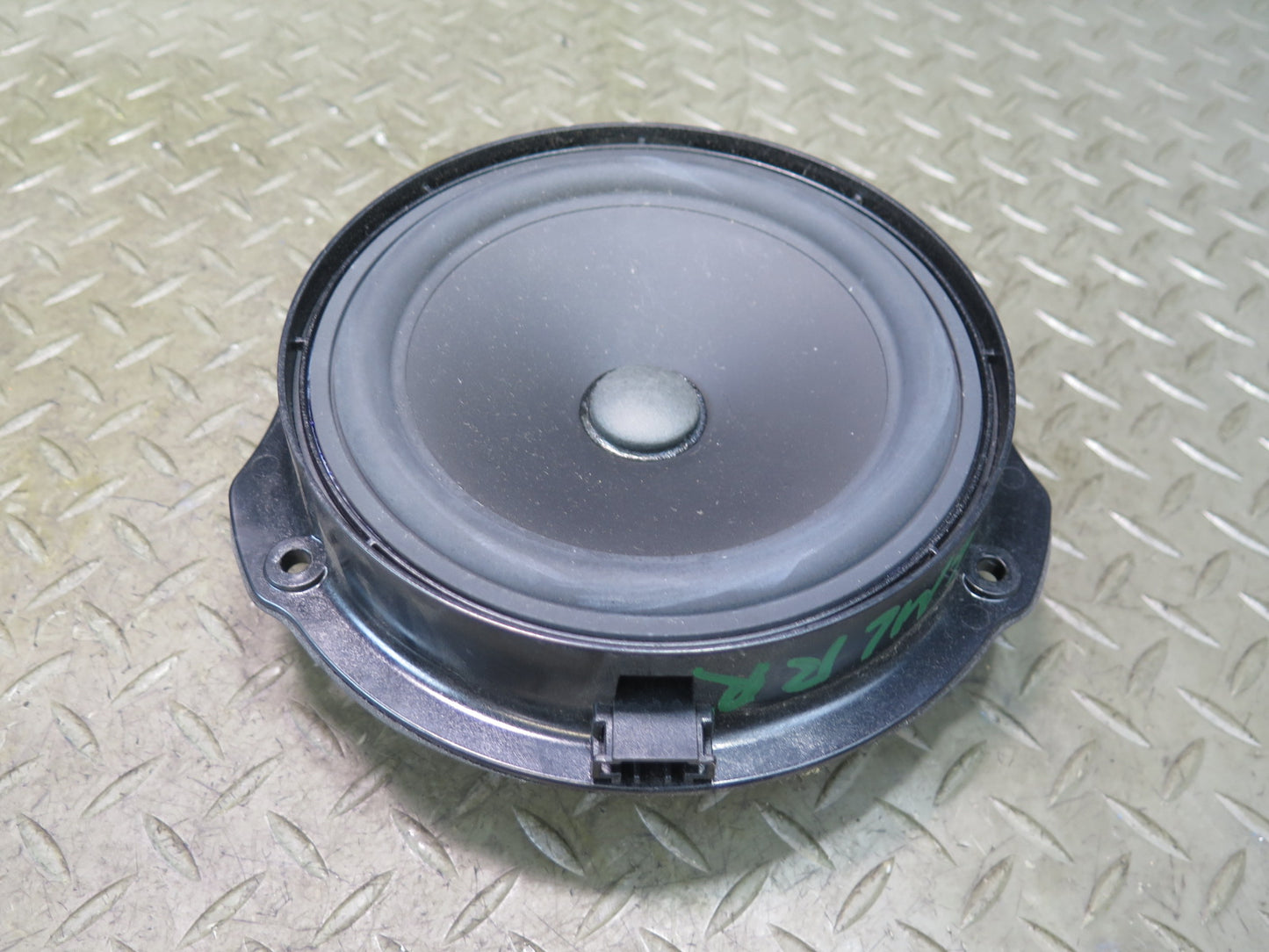 2012-2015 Mercedes X166 W166 Ml-class Rear Door Audio Speaker Set of 2