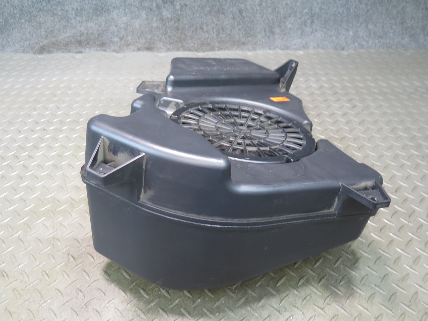 2012-2015 Mercedes X166 W166 Ml-class Rear Harman Kardon Subwoofer Speaker Box