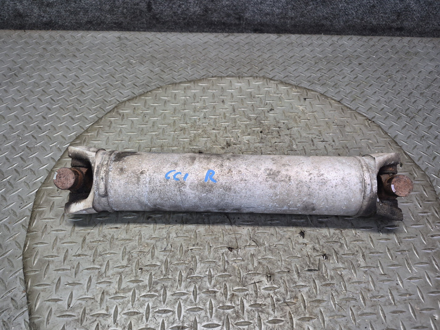 84-96 Chevrolet Corvette C4 A/T Rear Left or Right Half Axle Shaft 10223032 OEM