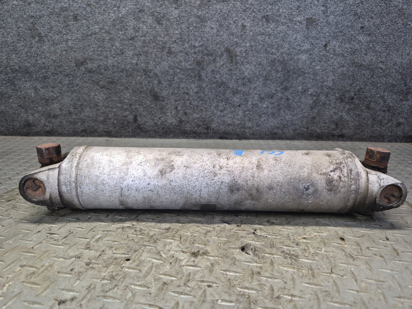 84-96 Chevrolet Corvette C4 A/T Rear Left or Right Half Axle Shaft 10223032 OEM