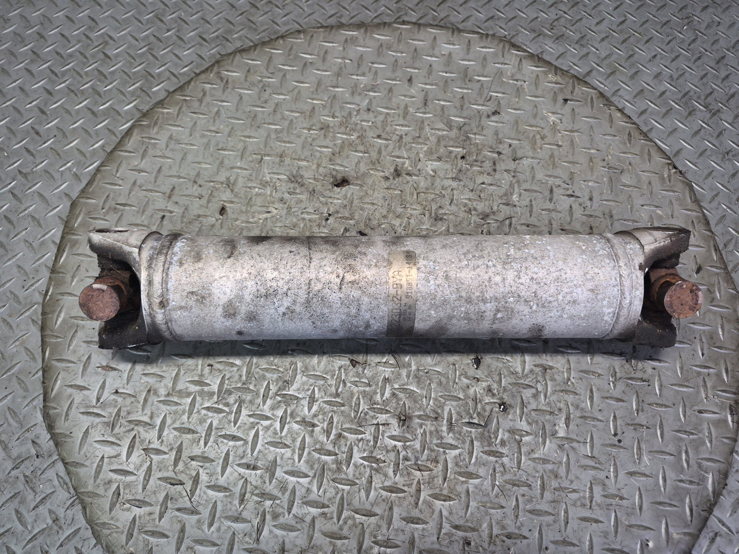 84-96 Chevrolet Corvette C4 A/T Rear Left or Right Half Axle Shaft 10223032 OEM