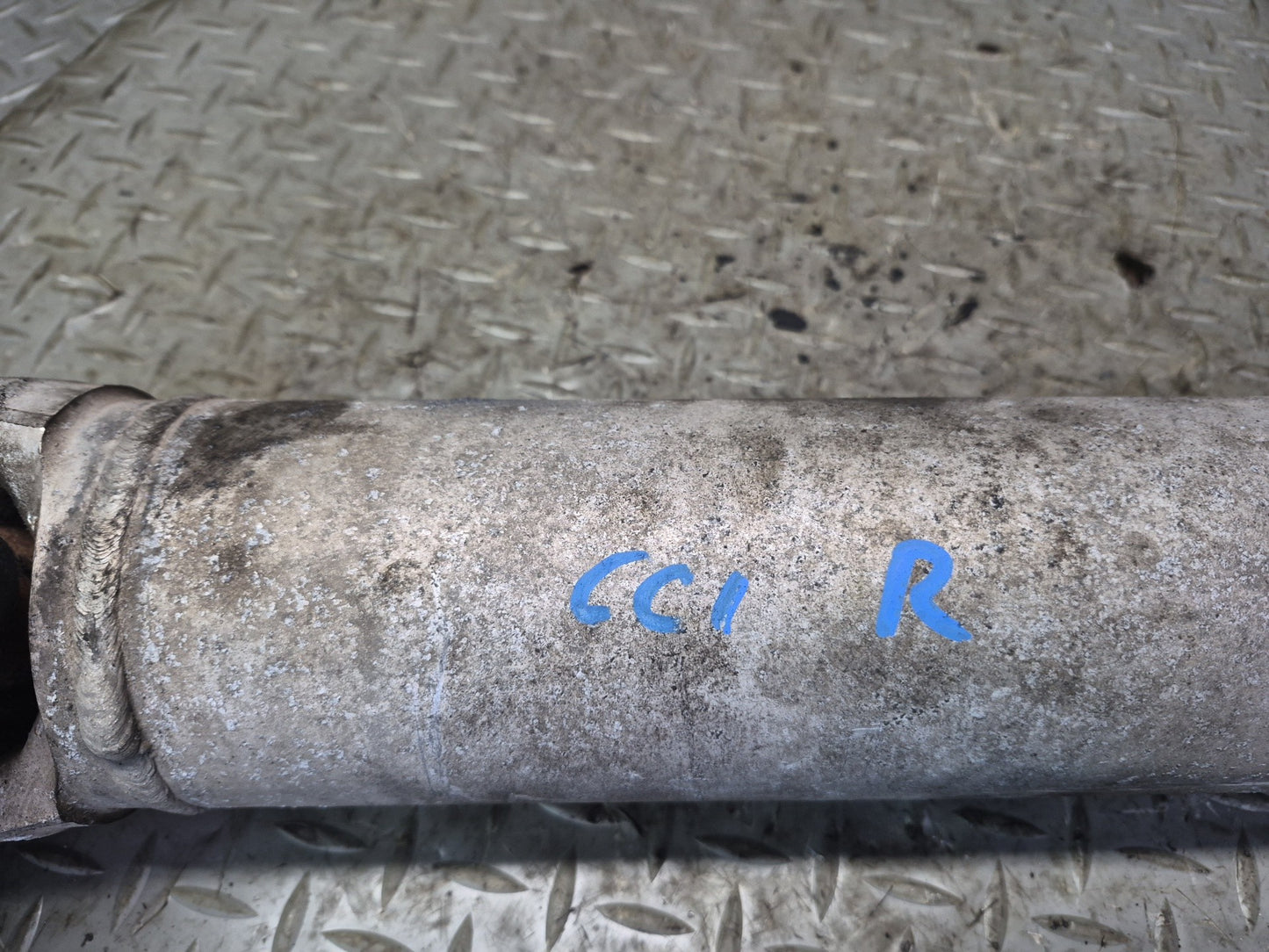 84-96 Chevrolet Corvette C4 A/T Rear Left or Right Half Axle Shaft 10223032 OEM
