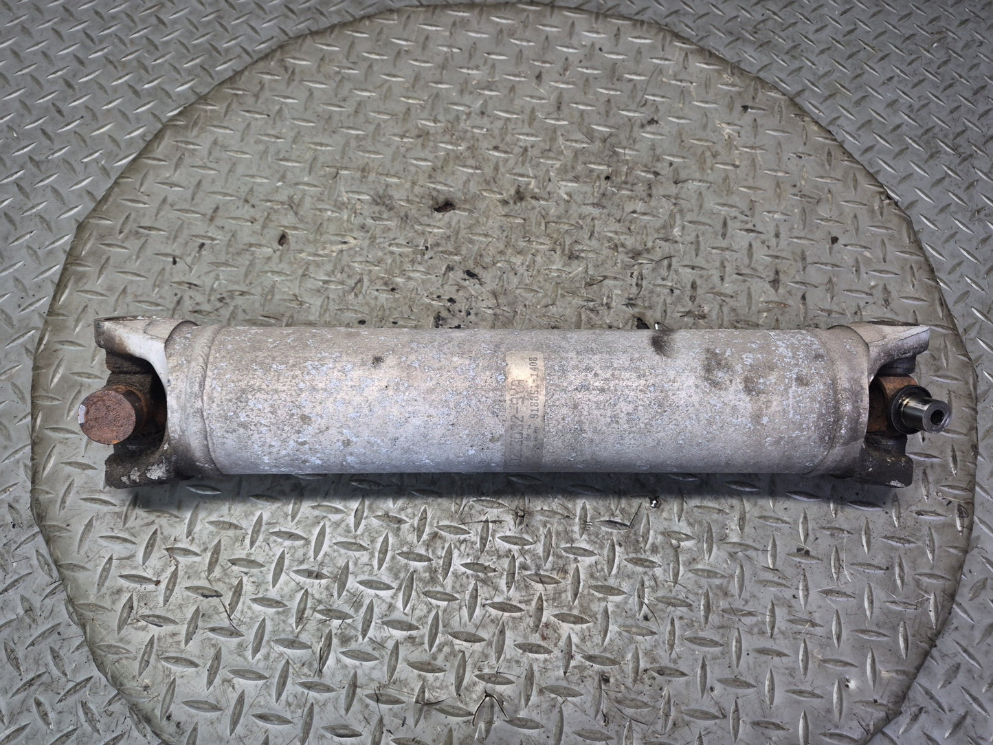 84-96 Chevrolet Corvette C4 A/T Rear Left or Right Half Axle Shaft 10223032 OEM