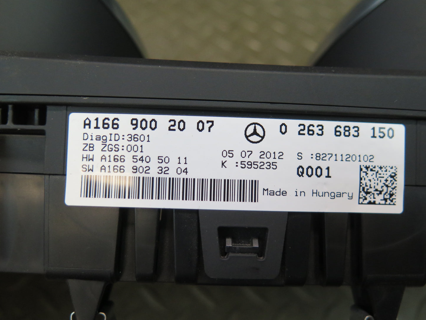 2012-2015 Mercedes W166 ML63 AMG Instrument Cluster Gauge Speedometer 1669002007