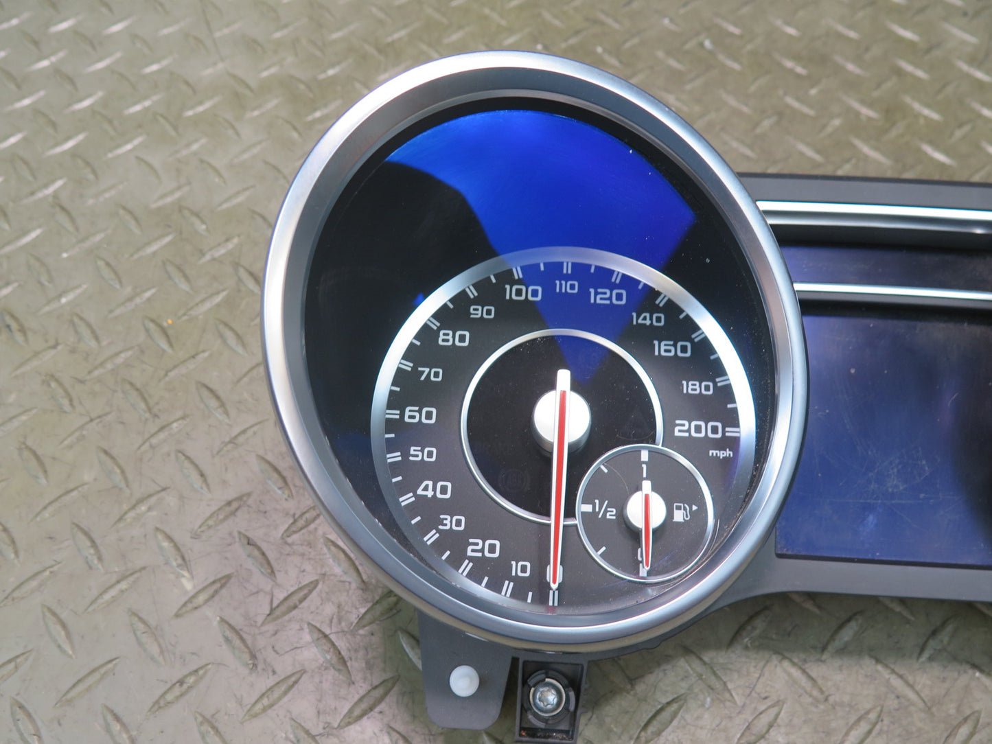 2012-2015 Mercedes W166 ML63 AMG Instrument Cluster Gauge Speedometer 1669002007