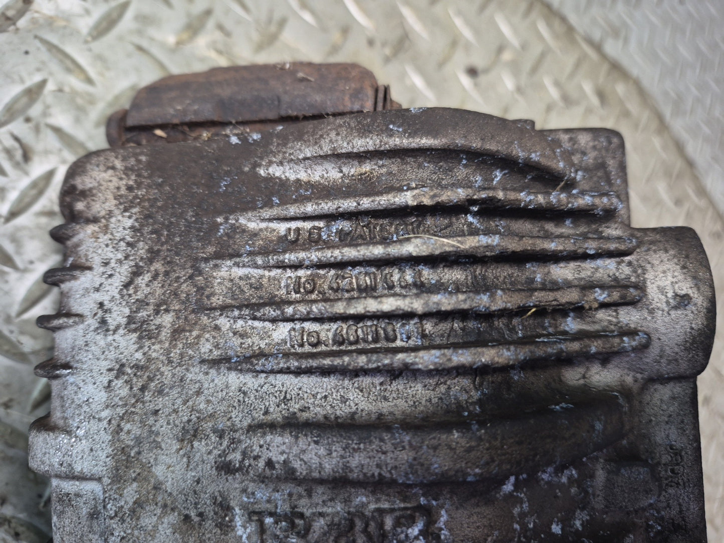 89-96 Chevrolet Corvette C4 Set of 2 Front Left & Right Brake Caliper 87K OEM