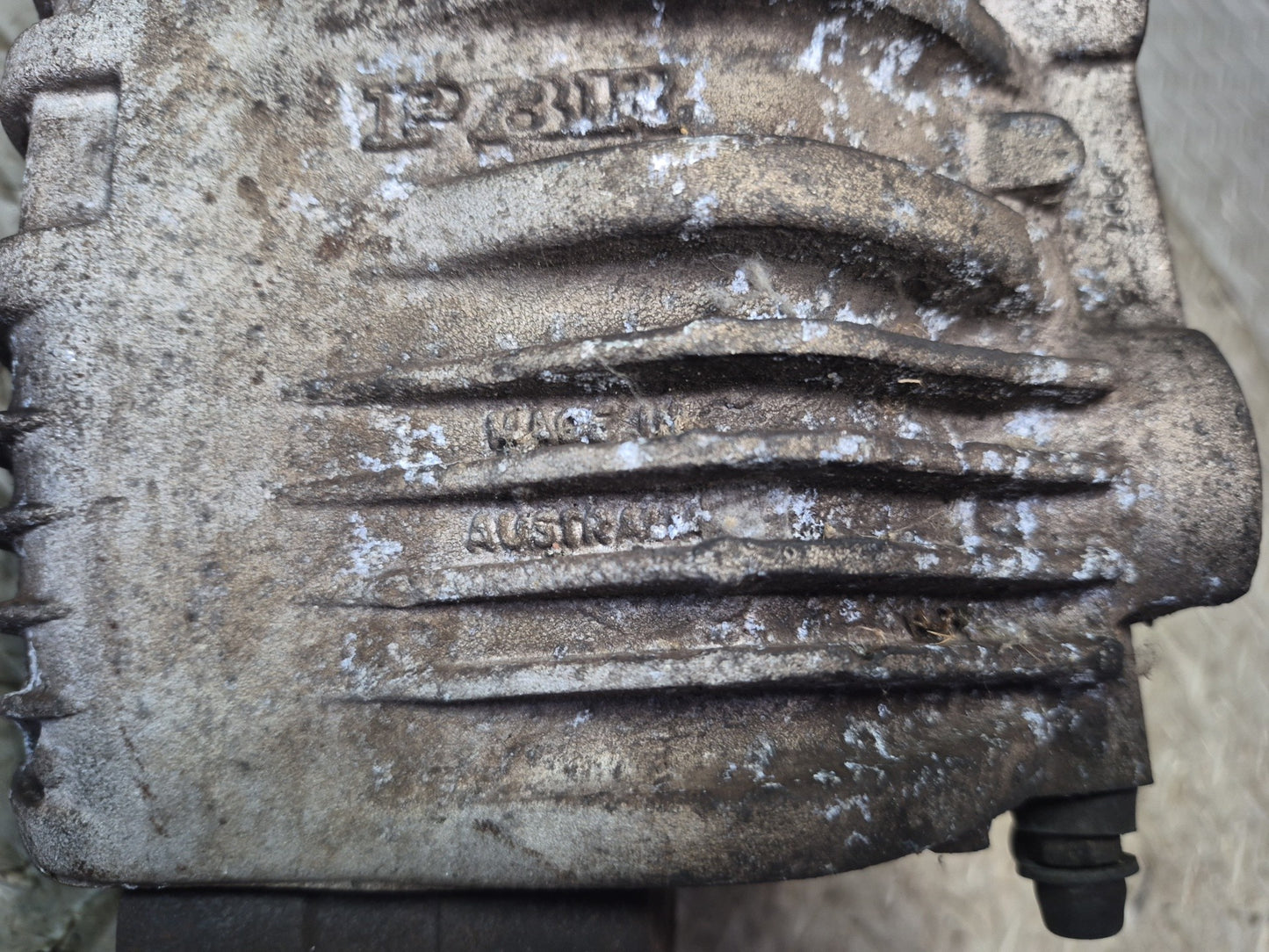 89-96 Chevrolet Corvette C4 Set of 2 Front Left & Right Brake Caliper 87K OEM