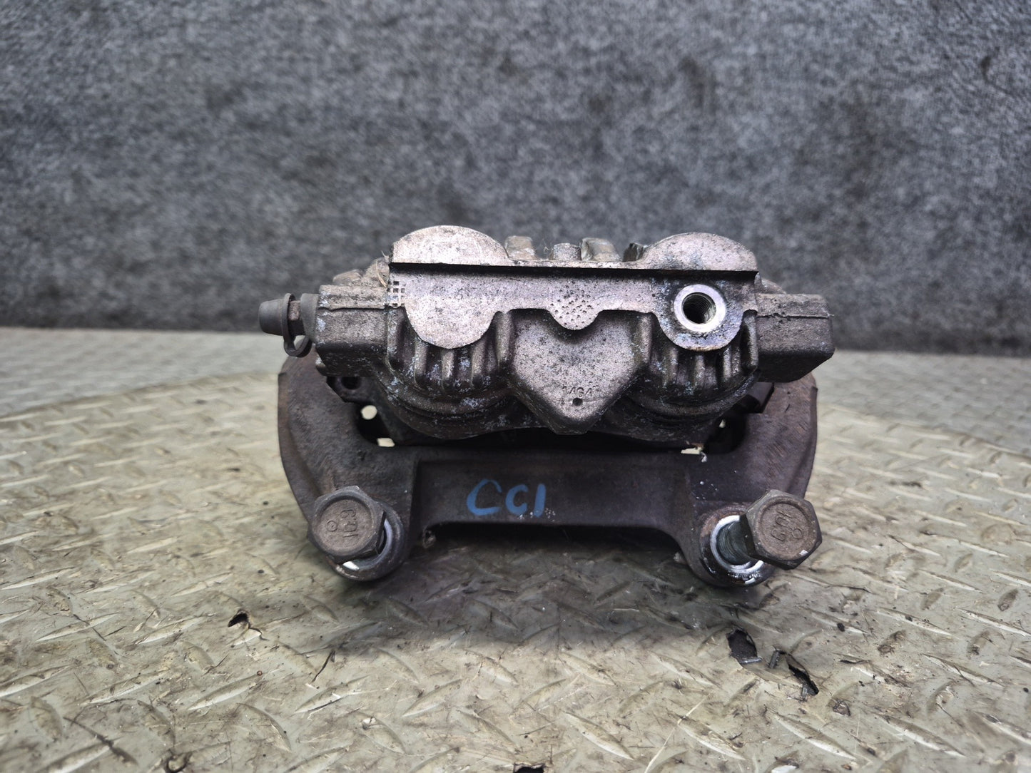 89-96 Chevrolet Corvette C4 Set of 2 Front Left & Right Brake Caliper 87K OEM