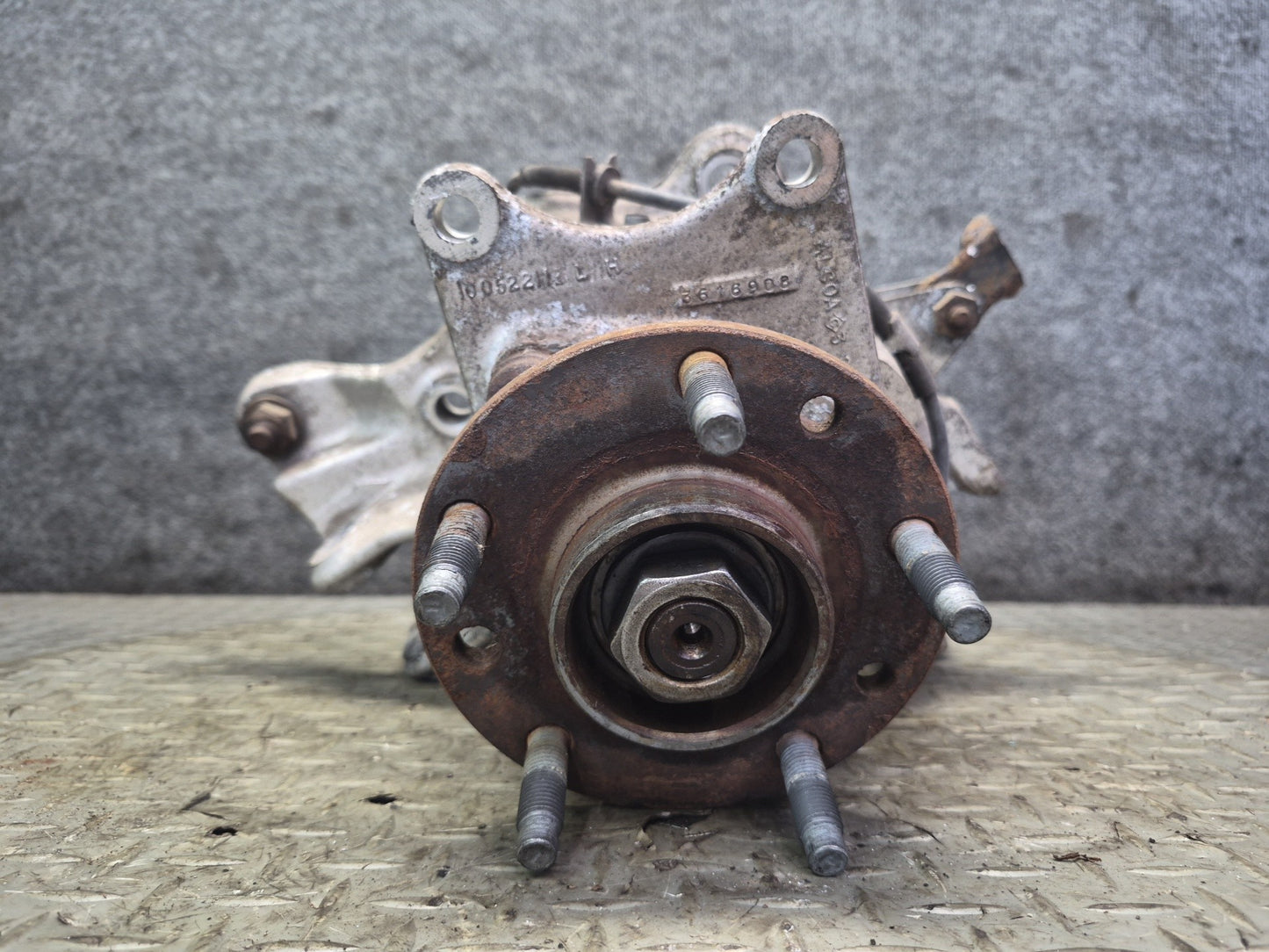 91-96 Chevrolet Corvette C4 Rear Left Spindle Knuckle Wheel Hub Bearing OEM