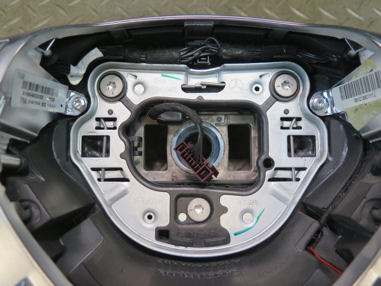 2012-2015 Mercedes X166 W166 ML63 AMG Leather Sport Steering w Paddles Damaged