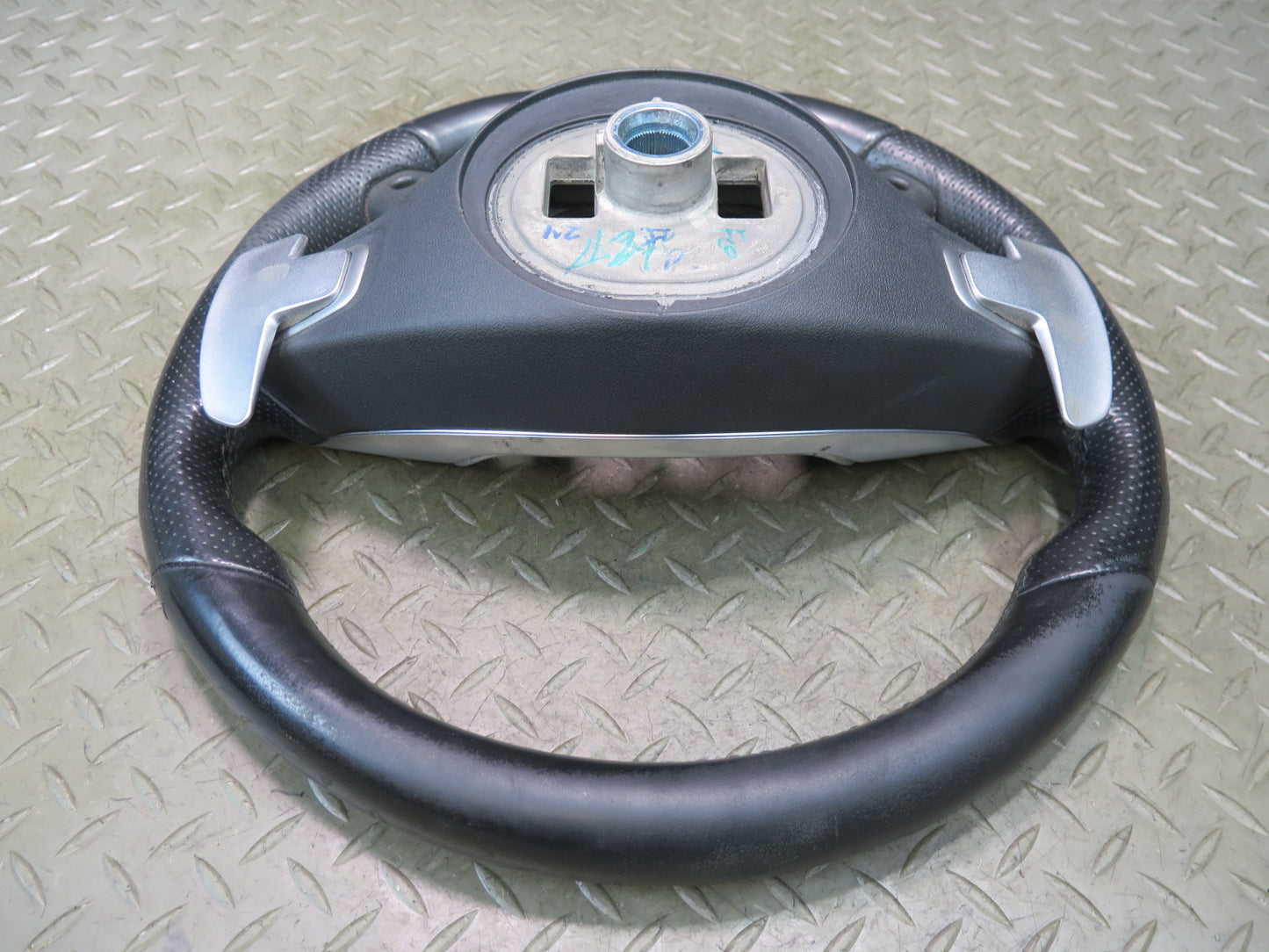 2012-2015 Mercedes X166 W166 ML63 AMG Leather Sport Steering w Paddles Damaged