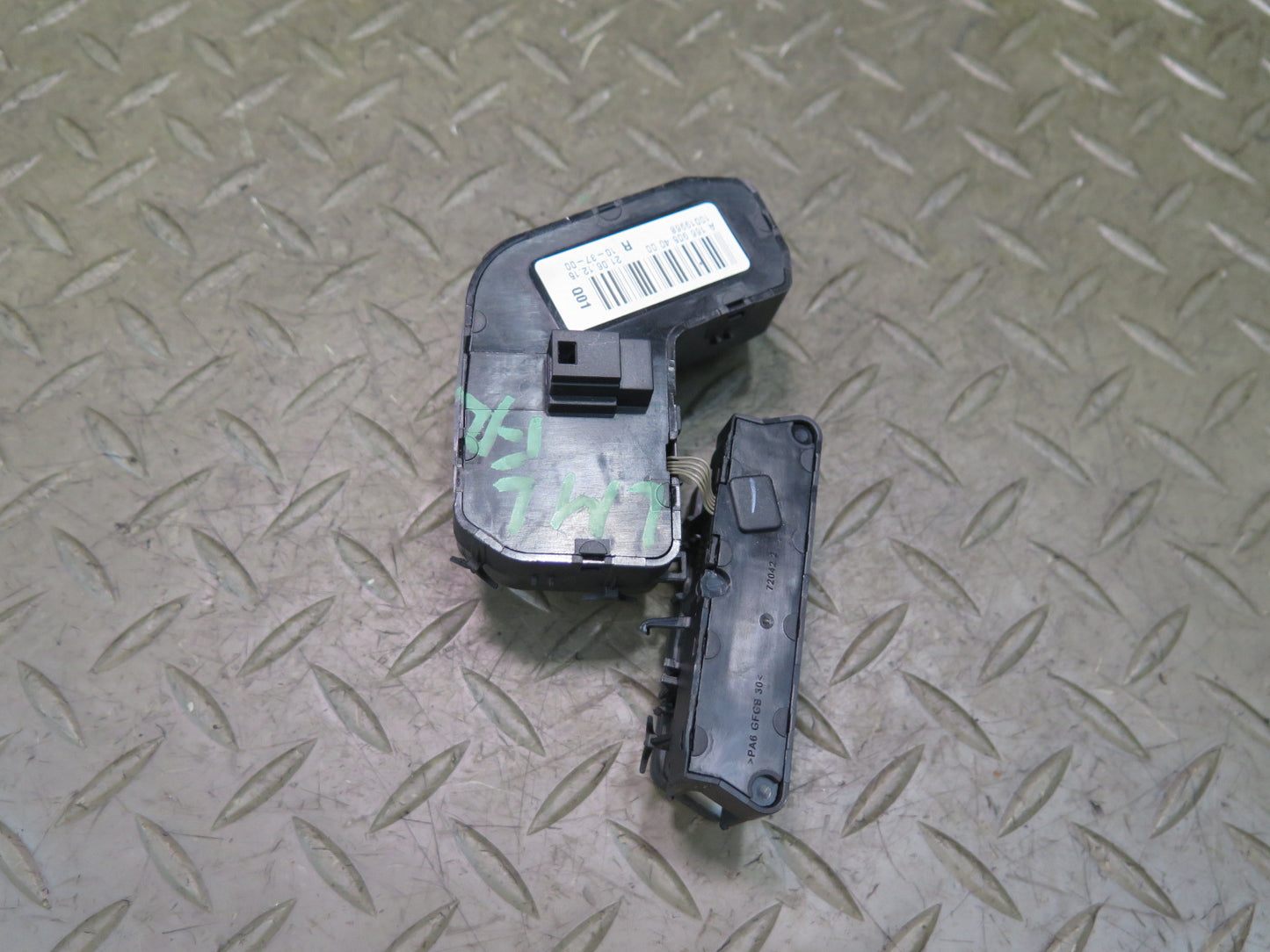 2012-2015 Mercedes X166 W166 ML Front Right Seat Adjust Memory Control Switch