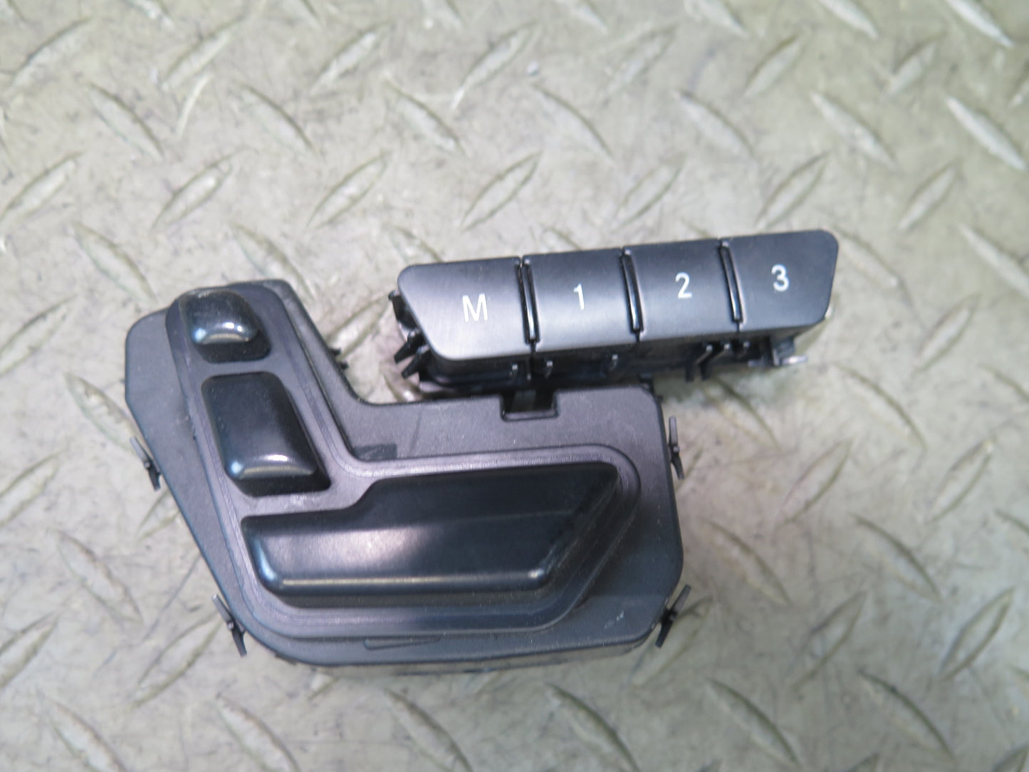 2012-2015 Mercedes X166 W166 ML Front Left Seat Adjust Memory Control Switch