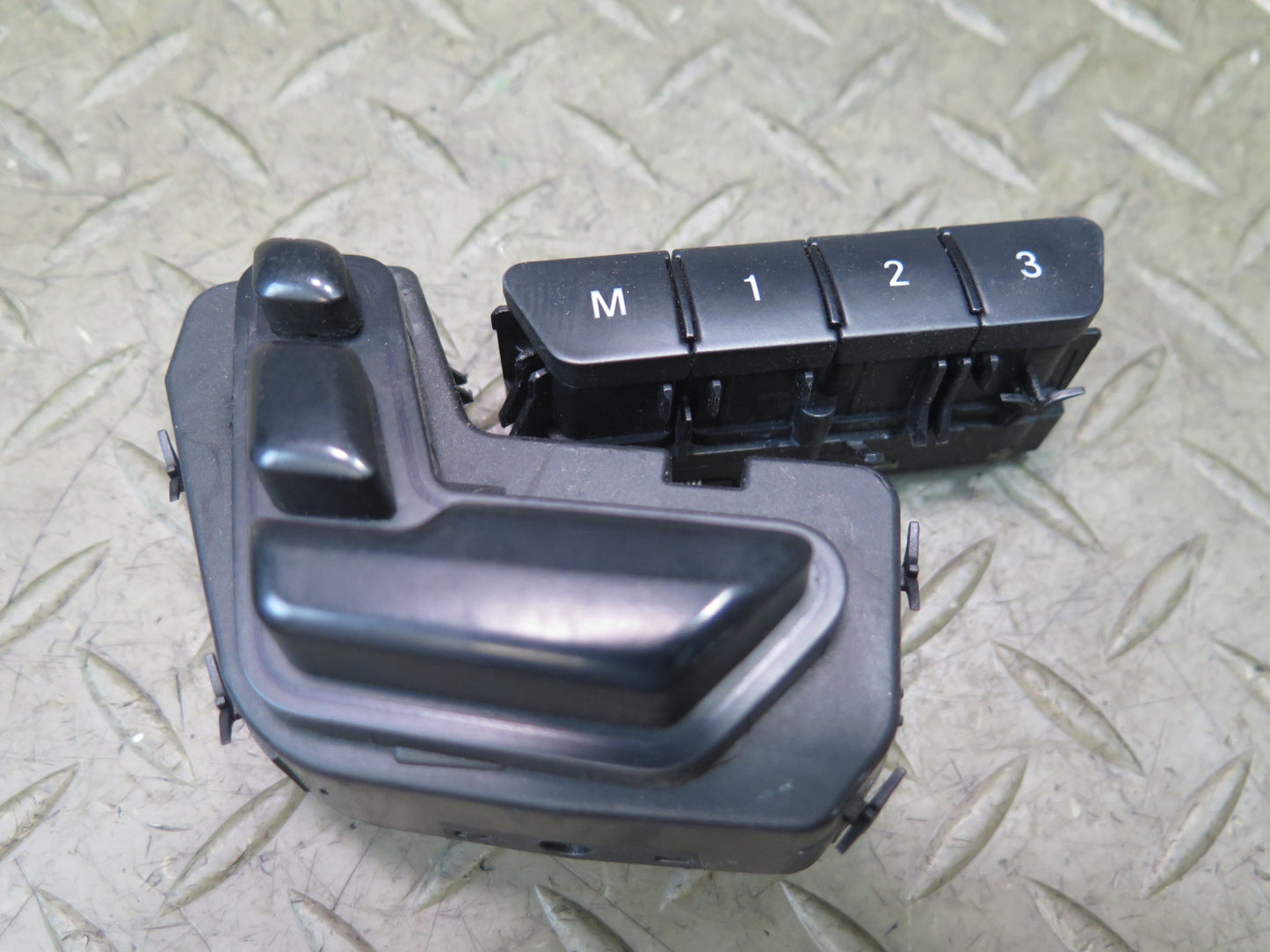2012-2015 Mercedes X166 W166 ML Front Left Seat Adjust Memory Control Switch