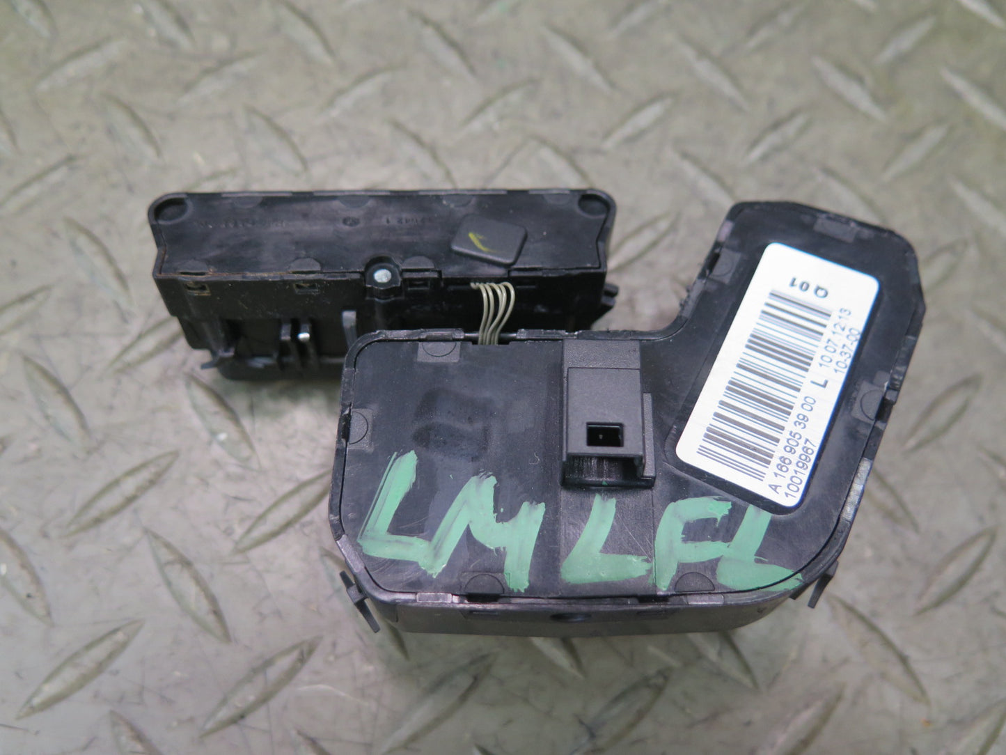 2012-2015 Mercedes X166 W166 ML Front Left Seat Adjust Memory Control Switch