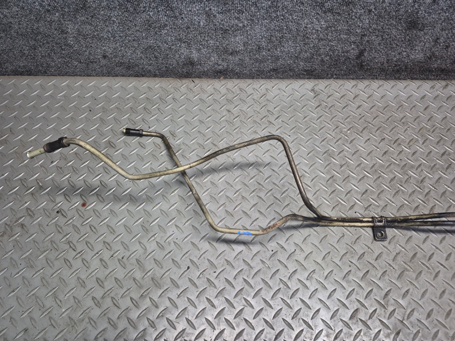 1995 Chevrolet Corvette C4 4L60E A/T Auto Transmission Oil Cooler Pipe Line OEM