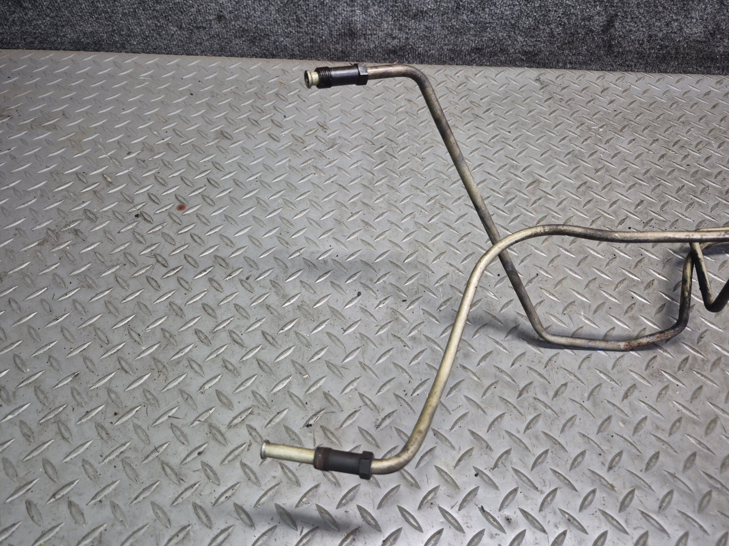 1995 Chevrolet Corvette C4 4L60E A/T Auto Transmission Oil Cooler Pipe Line OEM