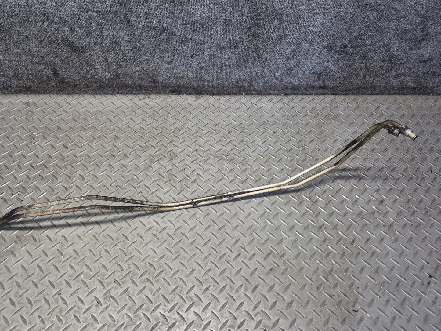 1995 Chevrolet Corvette C4 4L60E A/T Auto Transmission Oil Cooler Pipe Line OEM