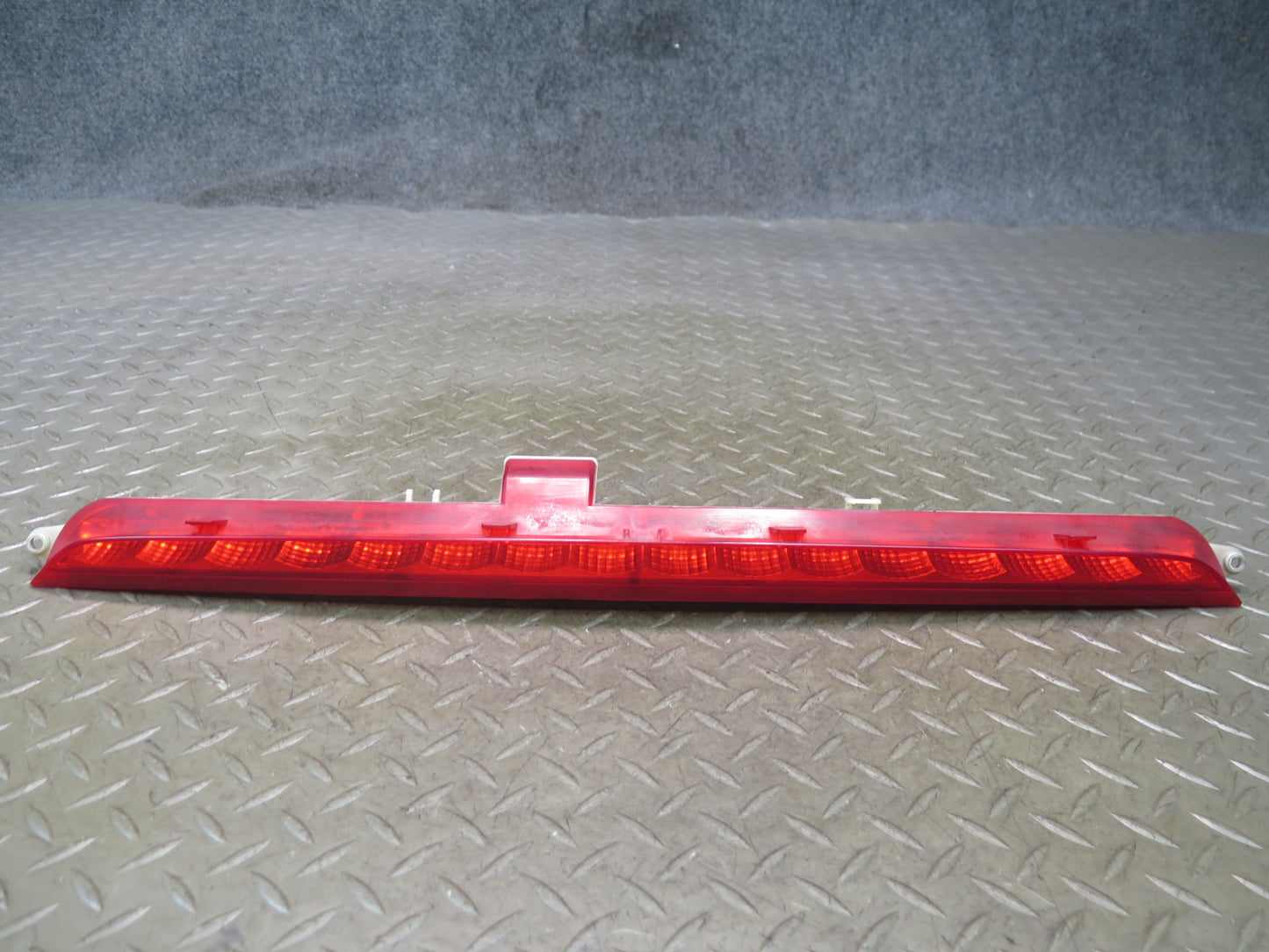 2012-2015 Mercedes X166 W166 Ml-class Rear Third 3RD Brake Light Lamp