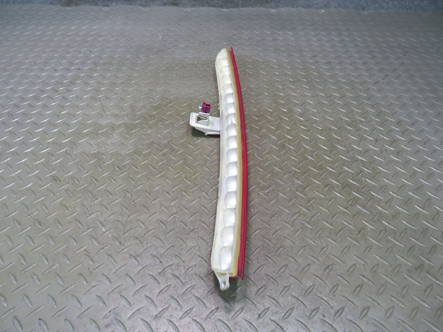 2012-2015 Mercedes X166 W166 Ml-class Rear Third 3RD Brake Light Lamp