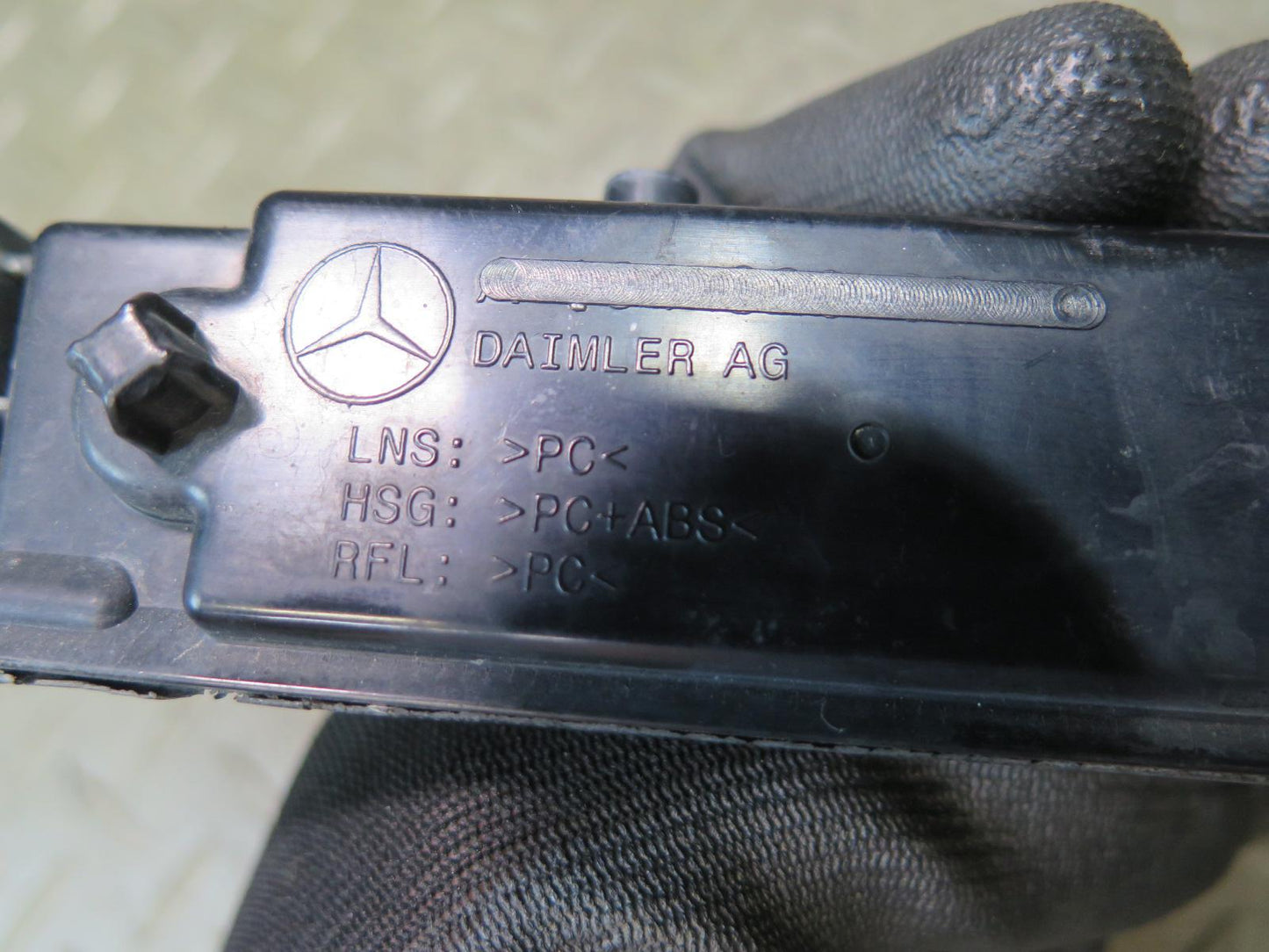 2012-2015 Mercedes X166 W166 Ml-class Front Right Daytime Running Light Lamp