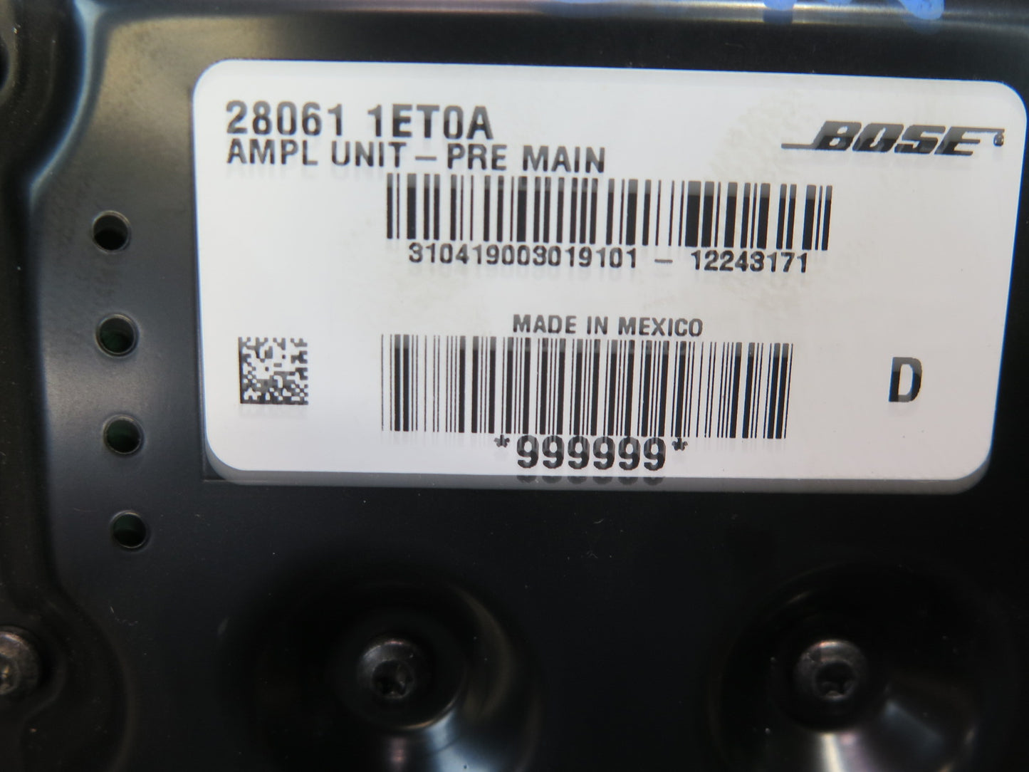 10-19 Nissan Z34 370Z Convertible Bose Audio System Amplifier 28061-1ET0A OEM