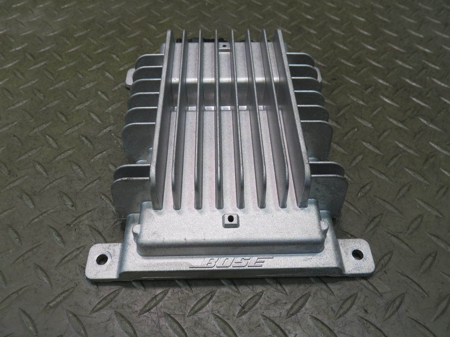 10-19 Nissan Z34 370Z Convertible Bose Audio System Amplifier 28061-1ET0A OEM