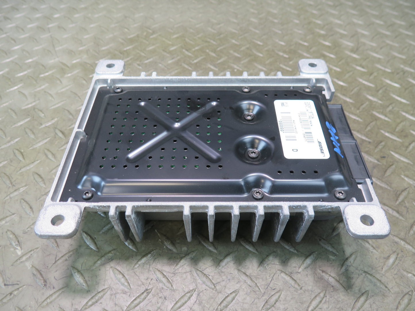 10-19 Nissan Z34 370Z Convertible Bose Audio System Amplifier 28061-1ET0A OEM