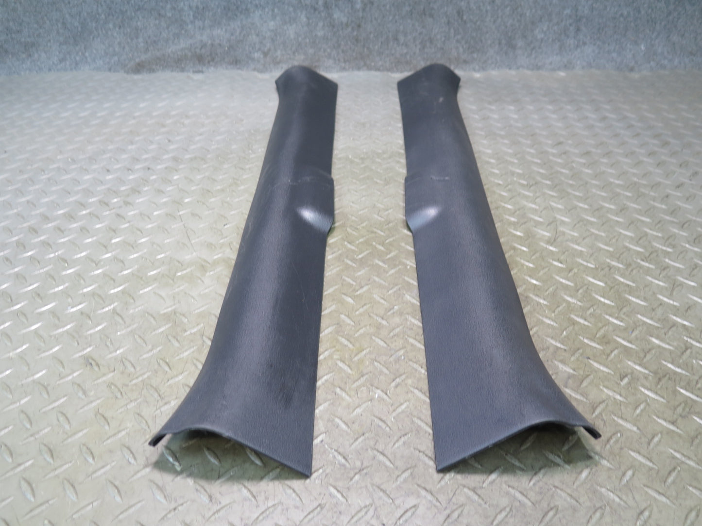 09-20 Nissan Z34 370Z Set of 2 Left & Right Door Sill Scuff Plate Trim Cover OEM