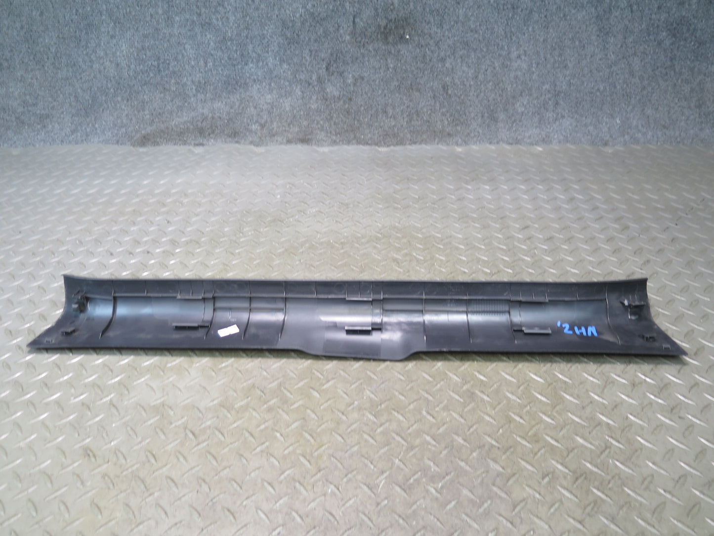 09-20 Nissan Z34 370Z Set of 2 Left & Right Door Sill Scuff Plate Trim Cover OEM