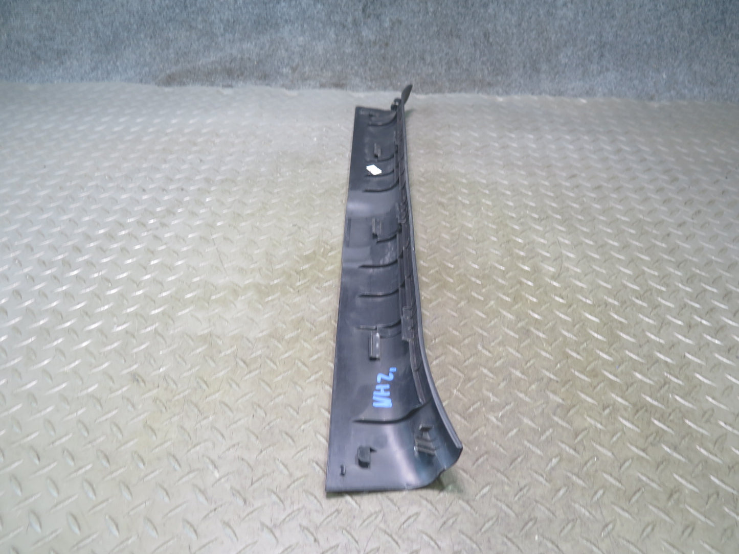 09-20 Nissan Z34 370Z Set of 2 Left & Right Door Sill Scuff Plate Trim Cover OEM