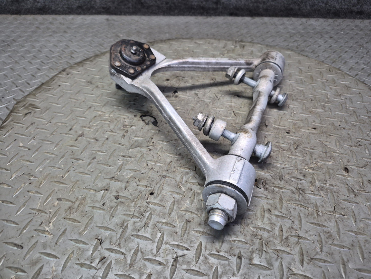88-96 Chevrolet Corvette C4 Front Right Upper Control Arm OEM