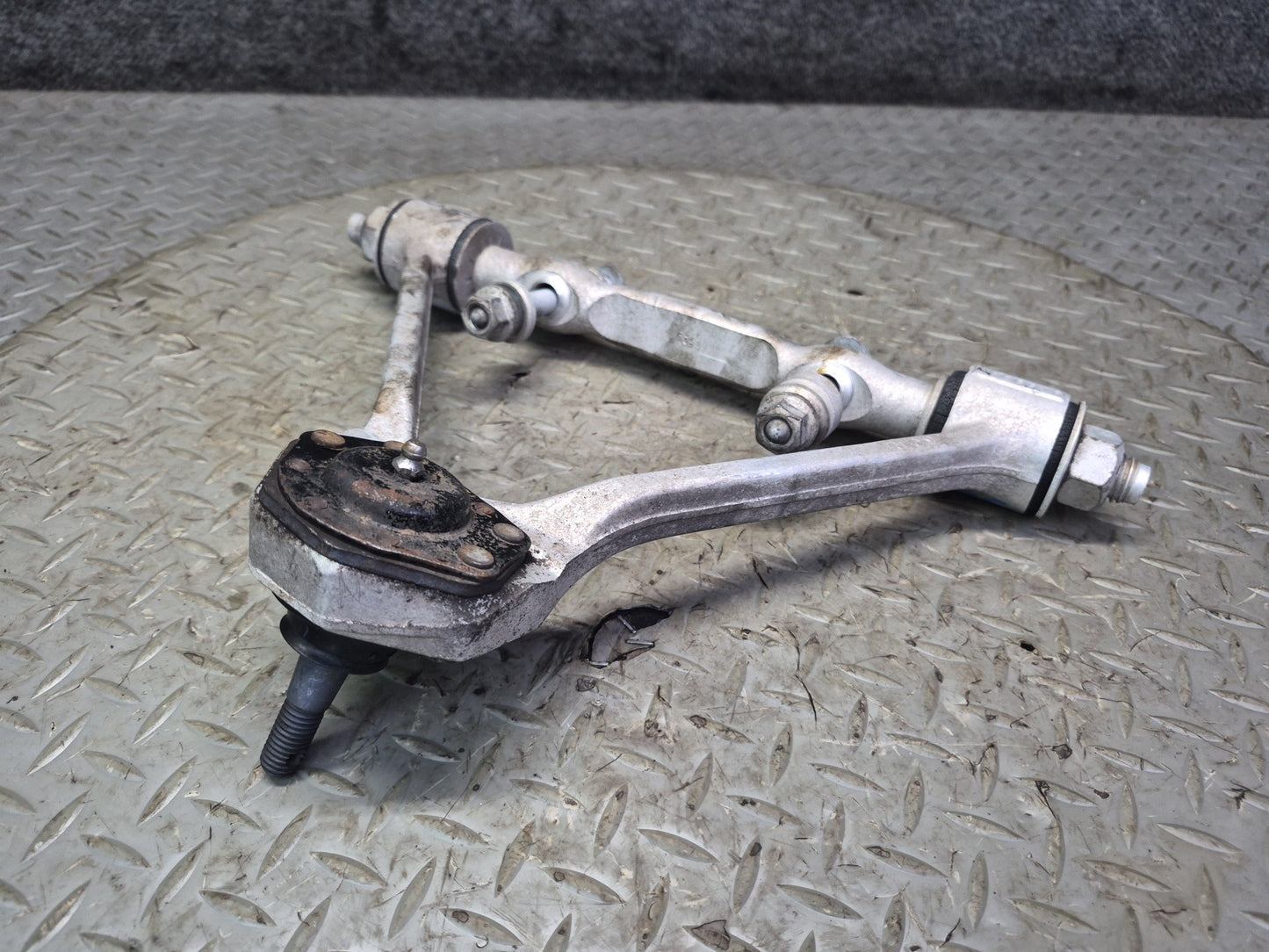 88-96 Chevrolet Corvette C4 Front Right Upper Control Arm OEM