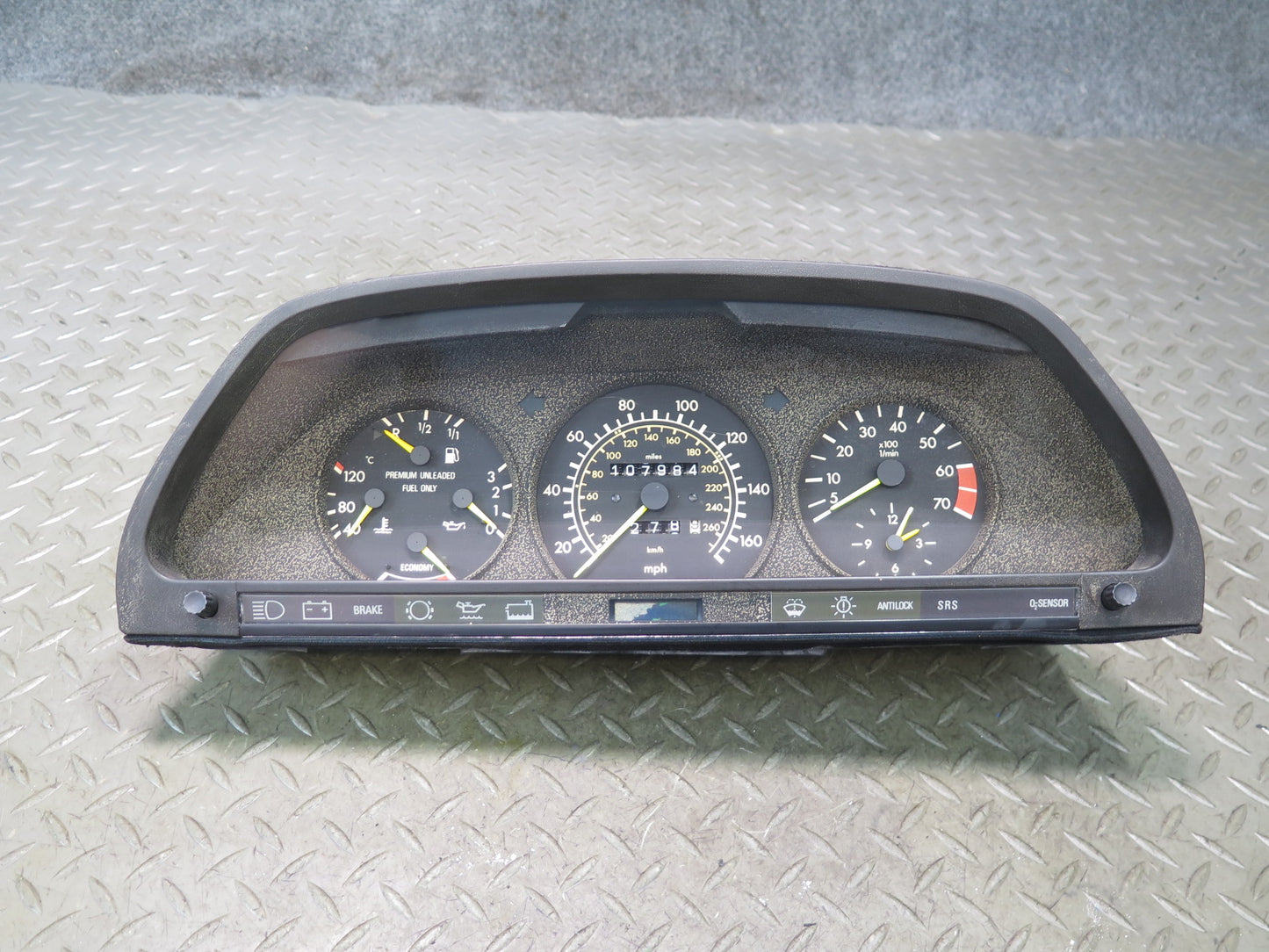 86-88 Mercedes W126 560SEL Instrument Cluster Gauge Speedometer Damaged