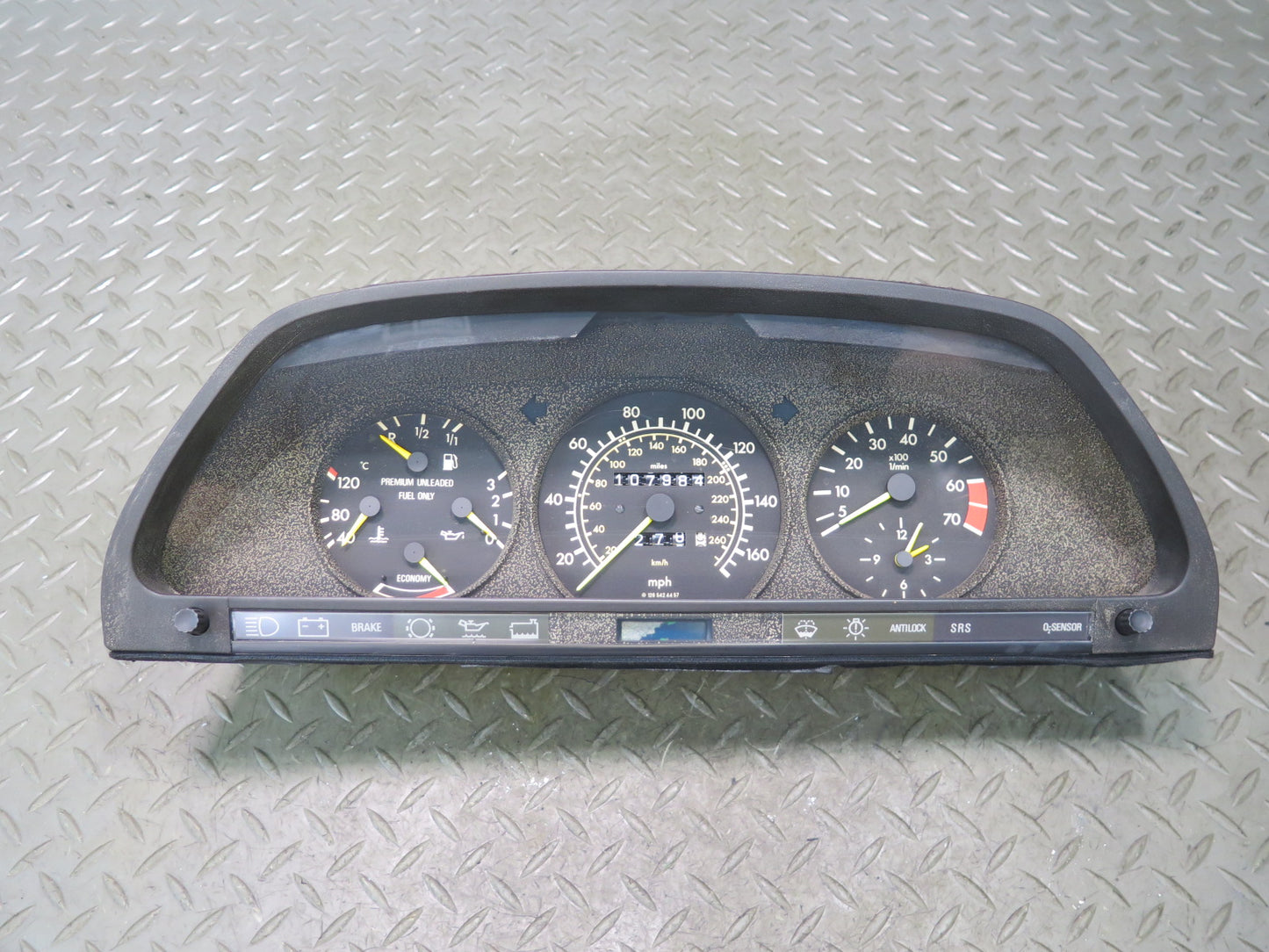 86-88 Mercedes W126 560SEL Instrument Cluster Gauge Speedometer Damaged