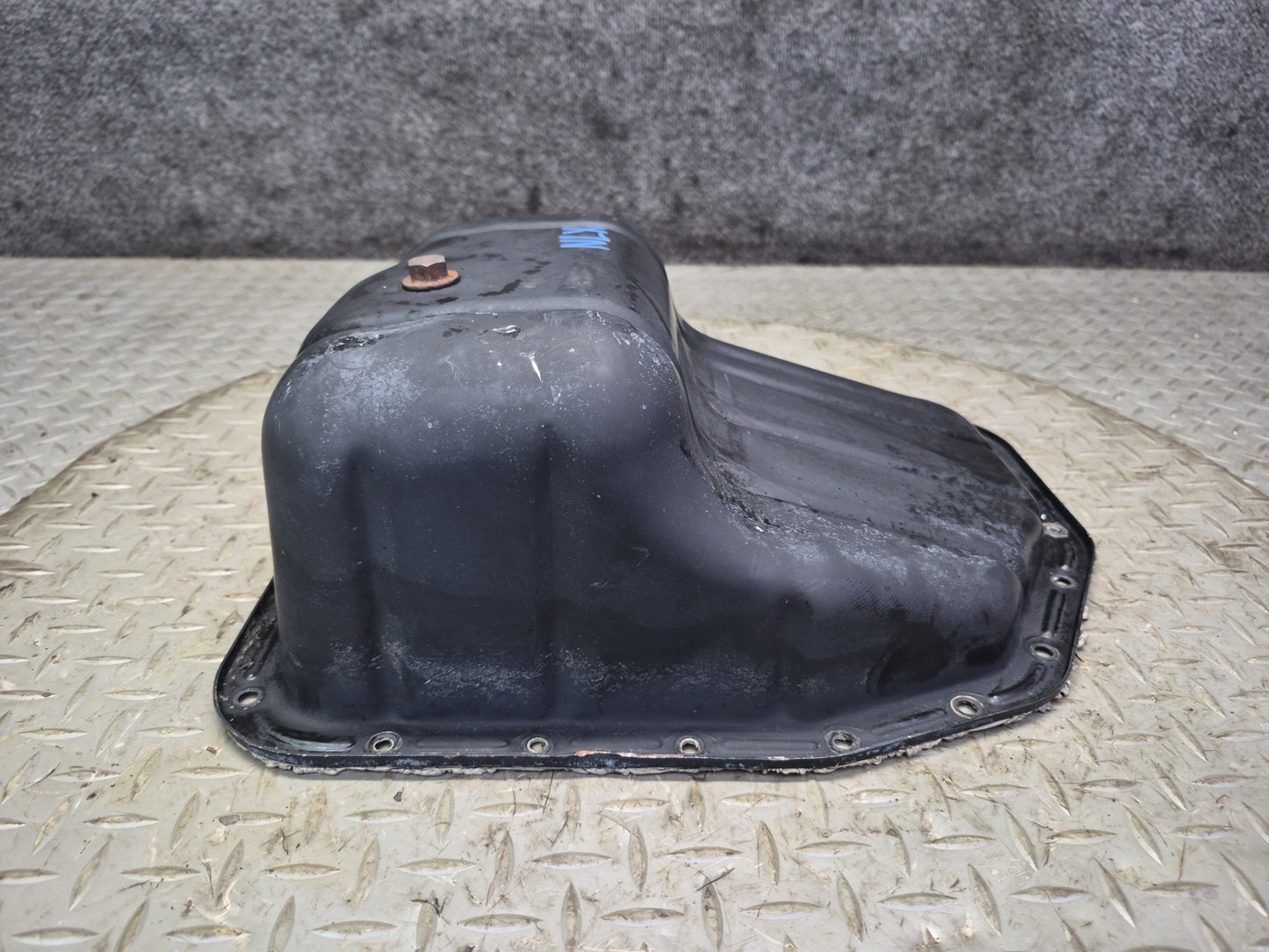 1996-1997 Lexus FZJ80L LX450 4.5L Engine Motor Lower Oil Pan