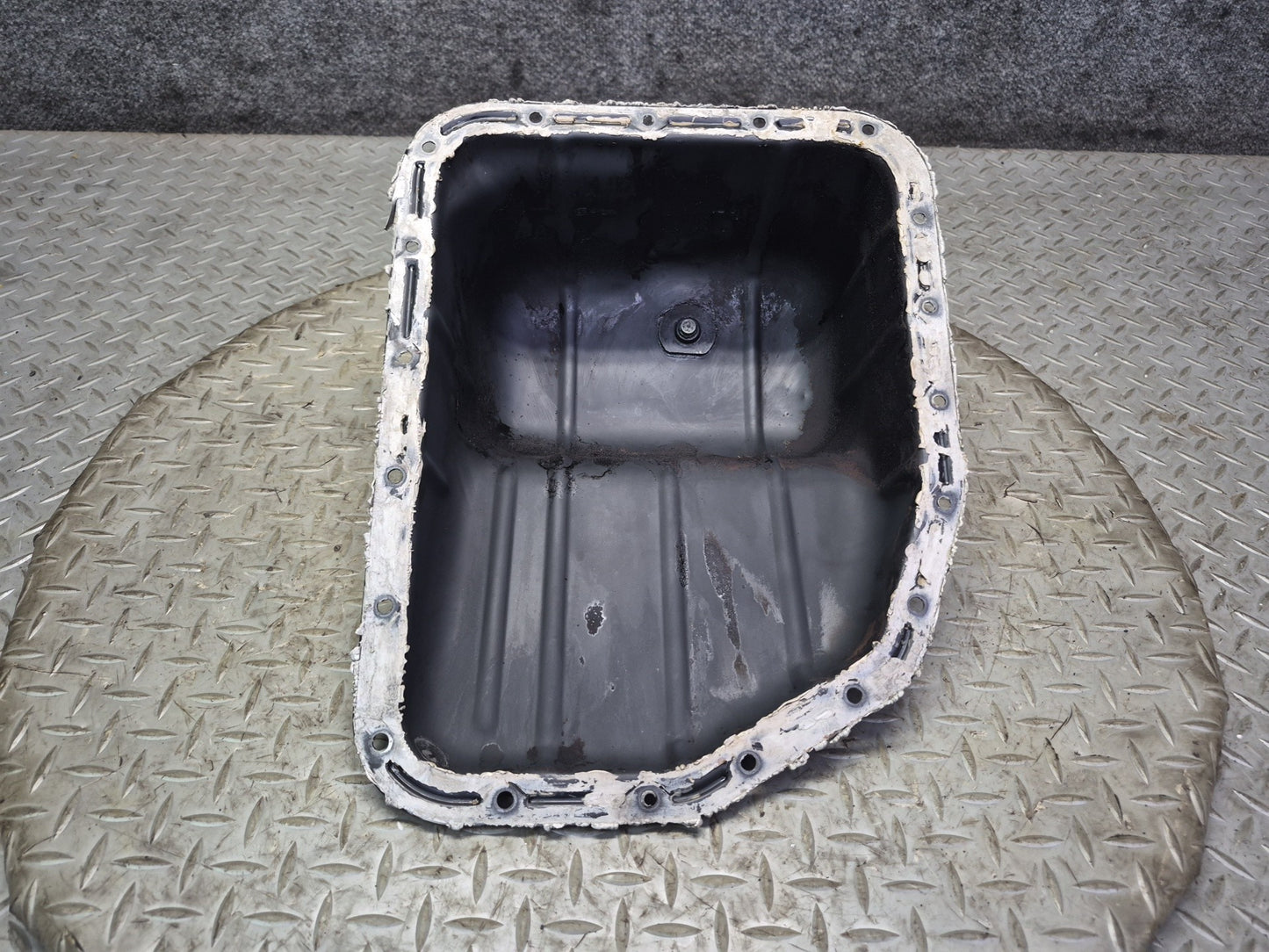1996-1997 Lexus FZJ80L LX450 4.5L Engine Motor Lower Oil Pan