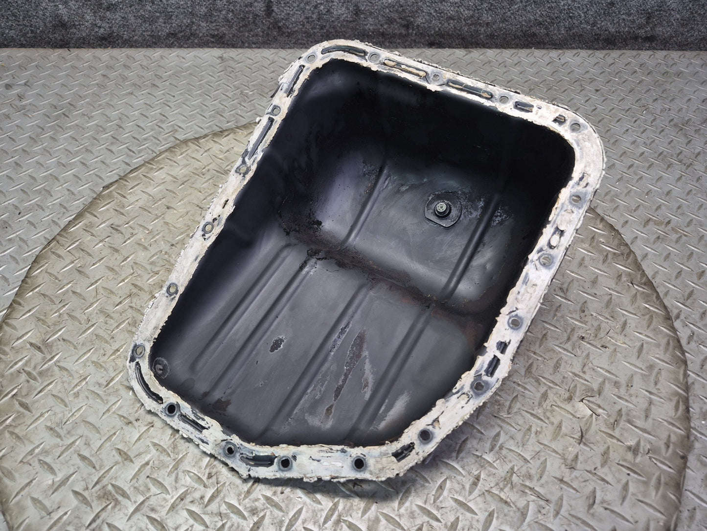1996-1997 Lexus FZJ80L LX450 4.5L Engine Motor Lower Oil Pan