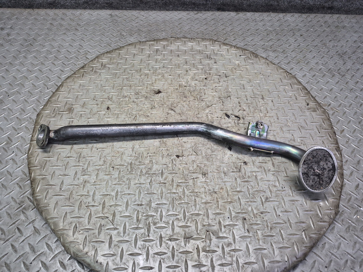 1996-1997 Lexus FZJ80L LX450 4.5L Oil Baffle Feed Pickup Tube