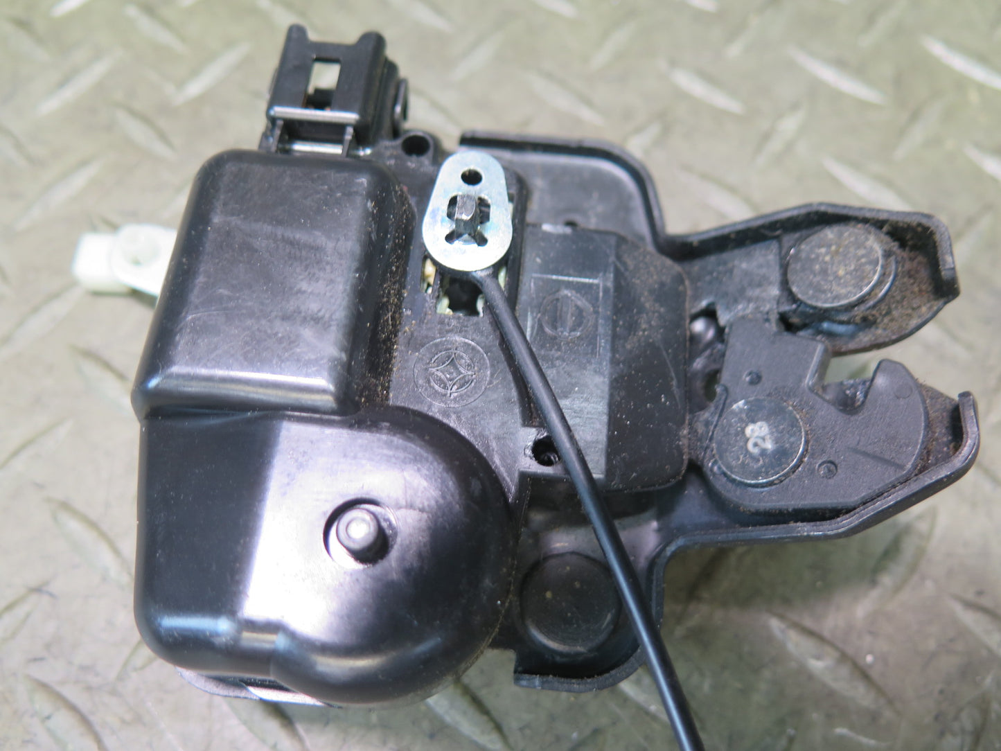 10-20 Nissan 370Z Z34 Rear Trunk Lid Lock Latch Actuator w Pull Handle OEM