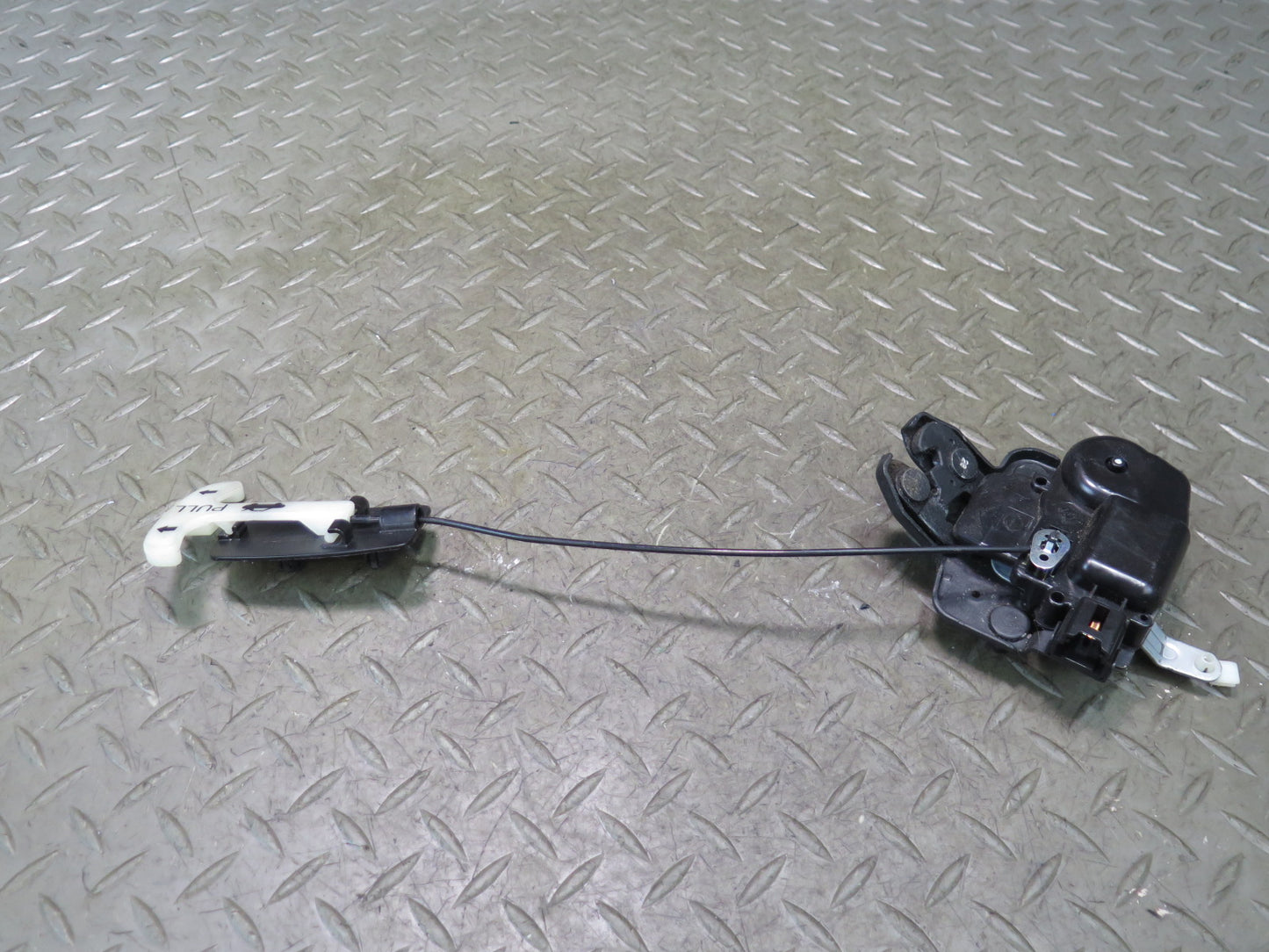 10-20 Nissan 370Z Z34 Rear Trunk Lid Lock Latch Actuator w Pull Handle OEM