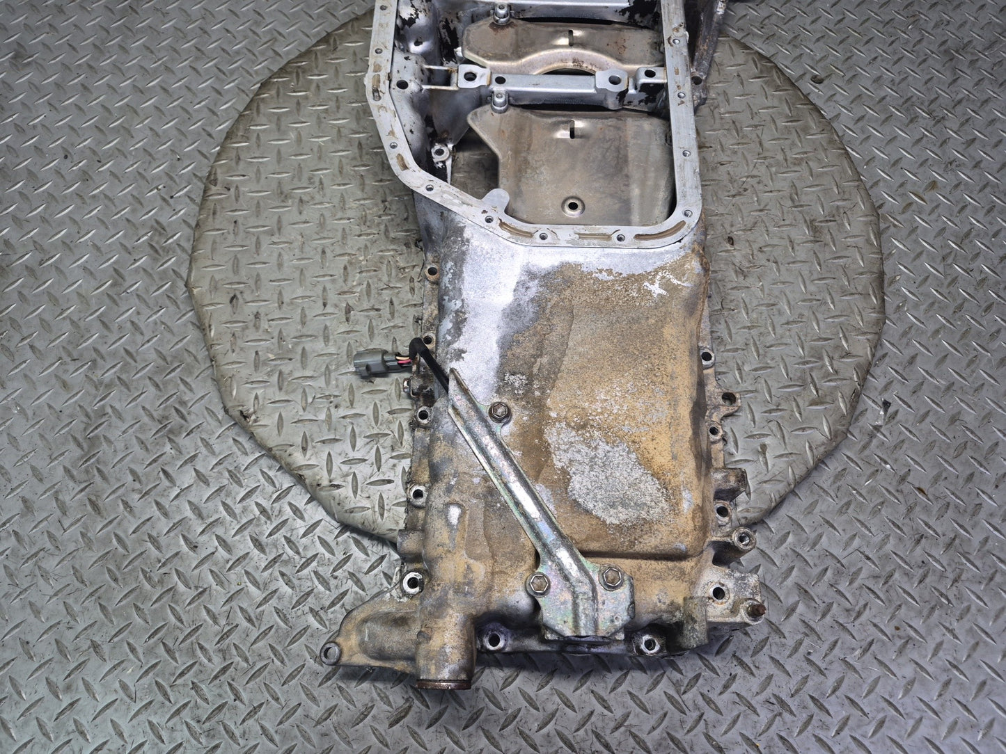 1996-1997 Lexus FZJ80L LX450 4.5L Engine Motor Upper Oil Pan Sump