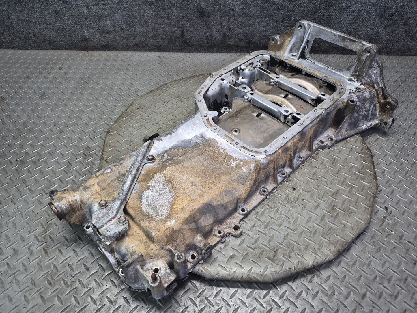 1996-1997 Lexus FZJ80L LX450 4.5L Engine Motor Upper Oil Pan Sump