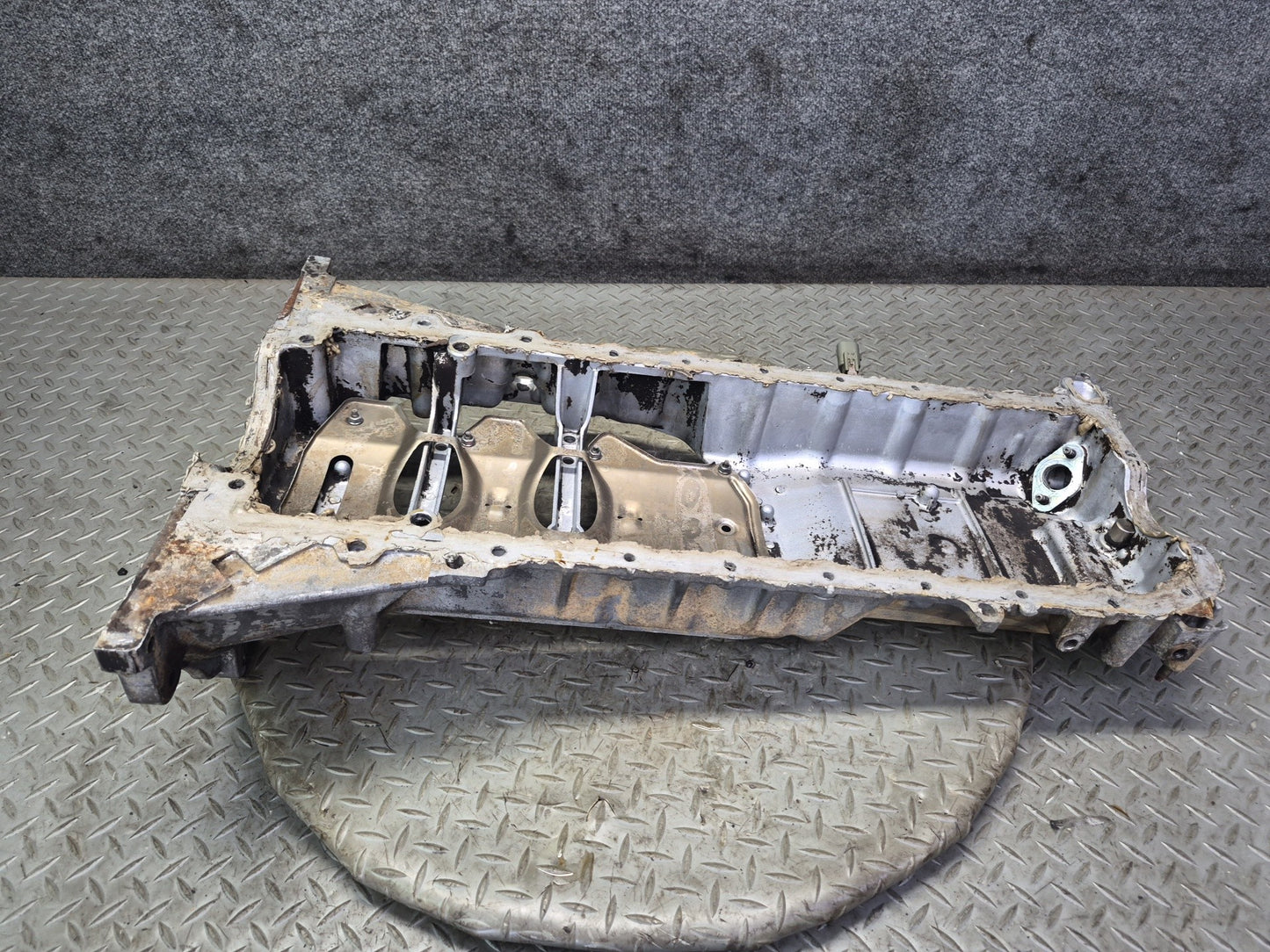 1996-1997 Lexus FZJ80L LX450 4.5L Engine Motor Upper Oil Pan Sump