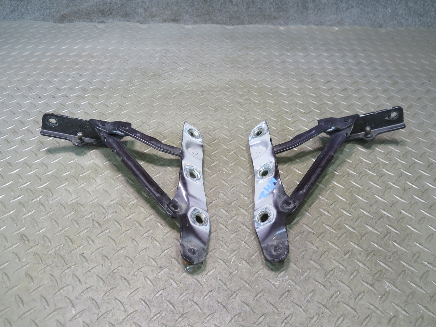 09-19 Nissan Z34 370Z Convertible Set of 2 Rear Trunk Hinge Black Cherry OEM