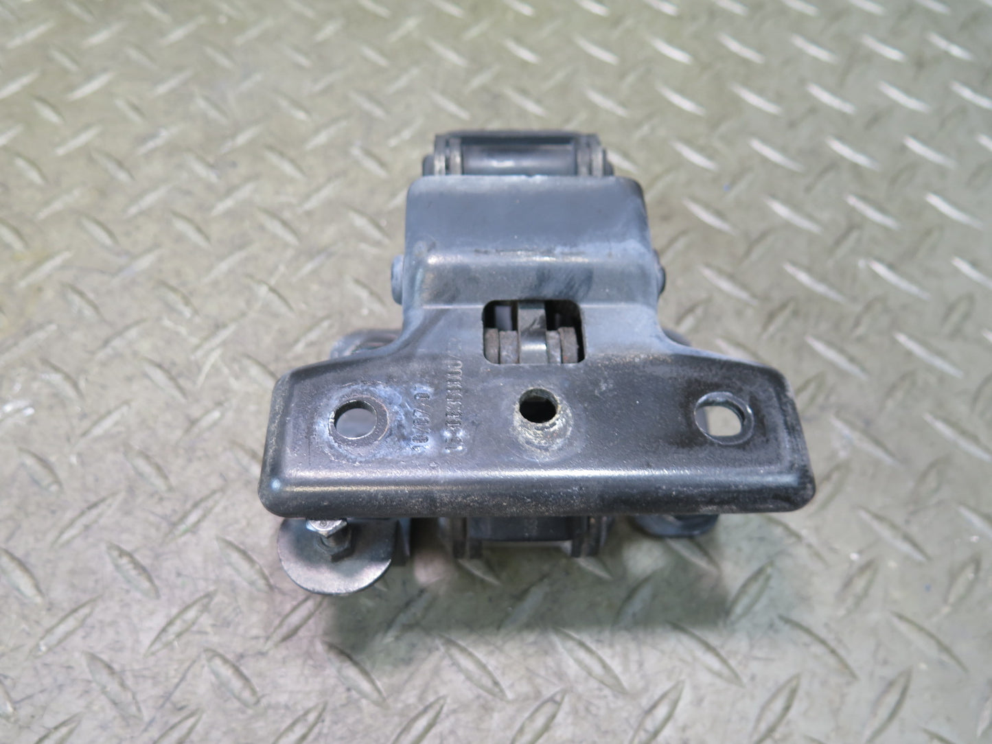 10-19 Nissan 370Z Z34 Convertible TOP Boot Right & Left Hinge Bracket Set OEM