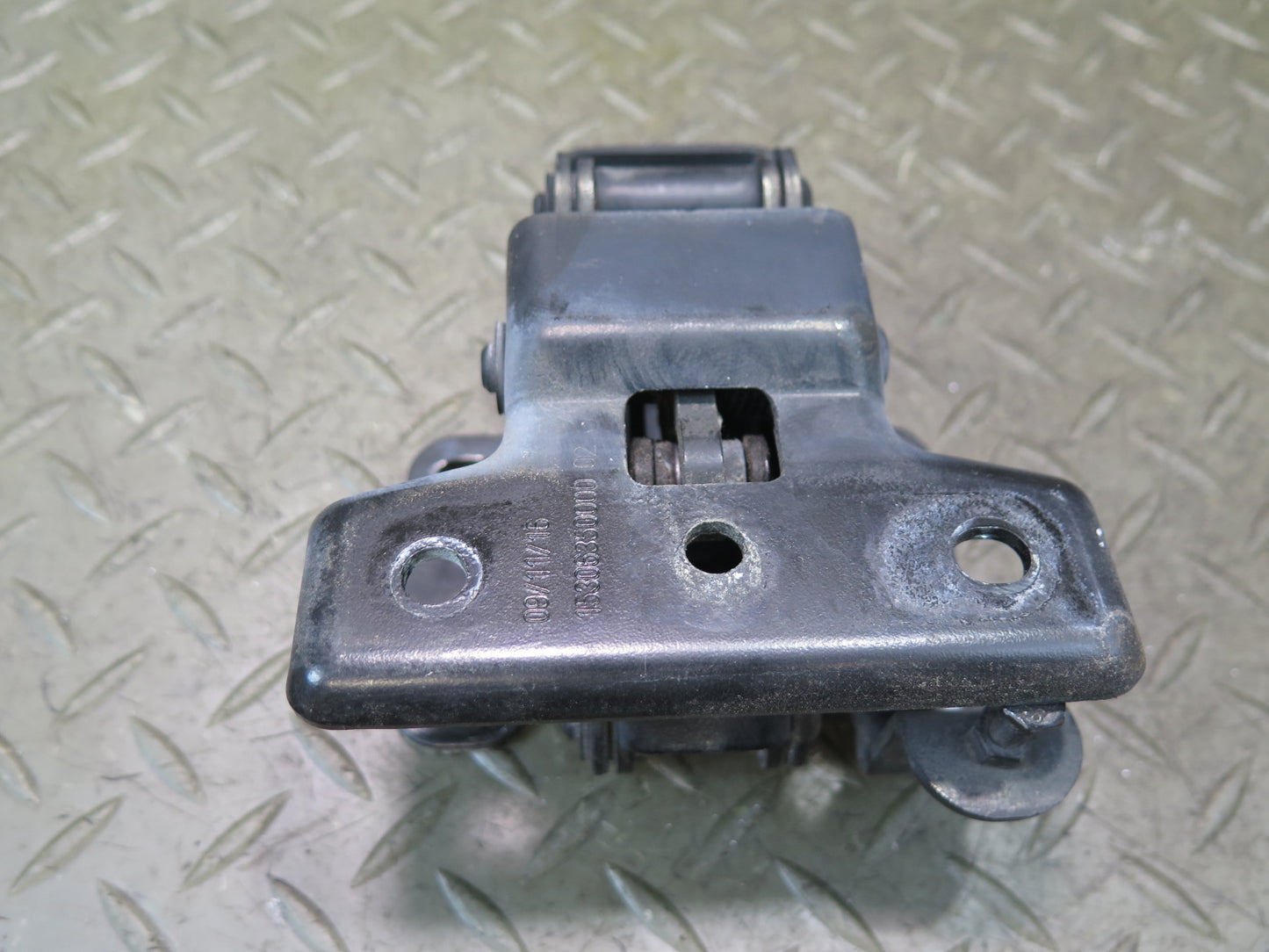 10-19 Nissan 370Z Z34 Convertible TOP Boot Right & Left Hinge Bracket Set OEM