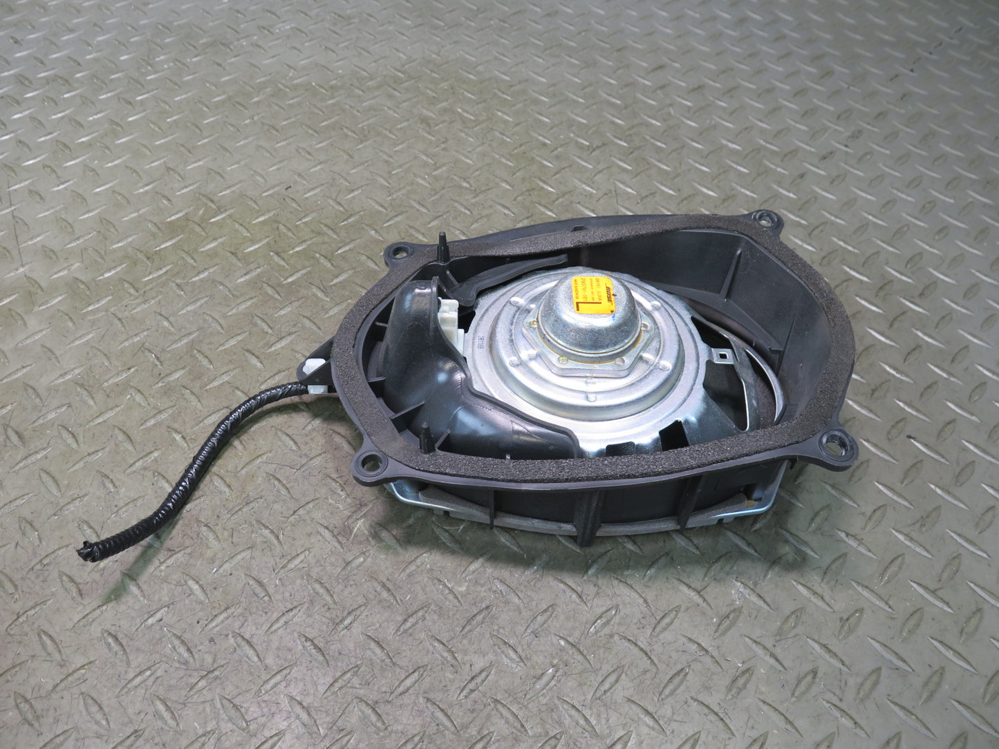 09-20 Nissan 370Z Z34 Set of 2 Front Left & Right Door Bose Speaker OEM